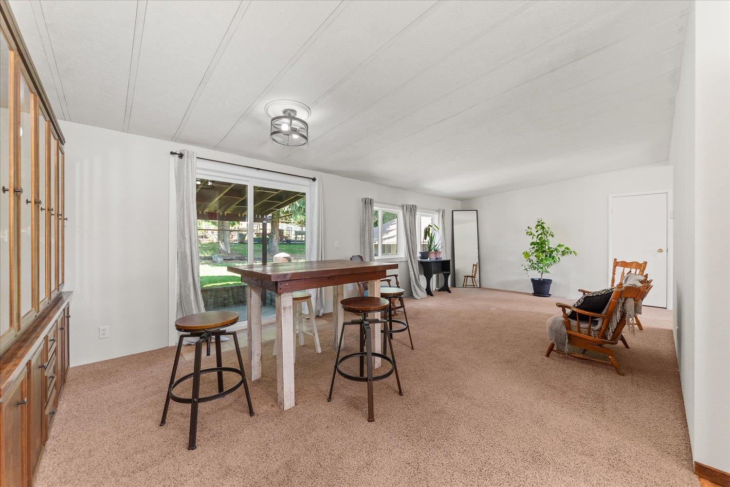275 E Newport Ave - Photo 19