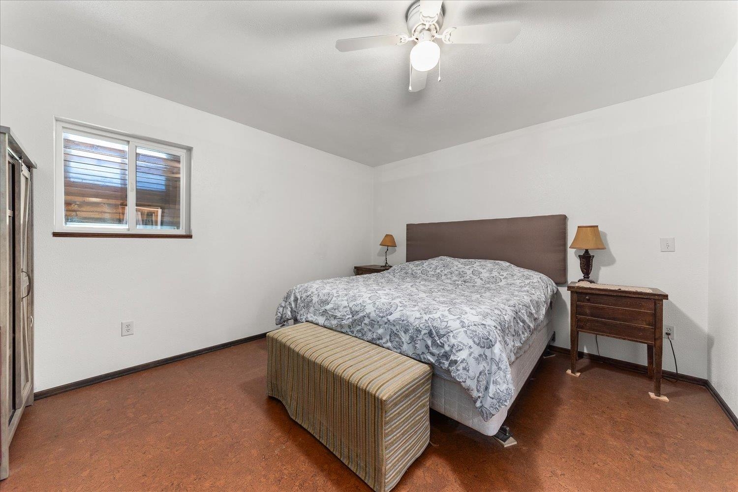 275 E Newport Ave - Photo 35