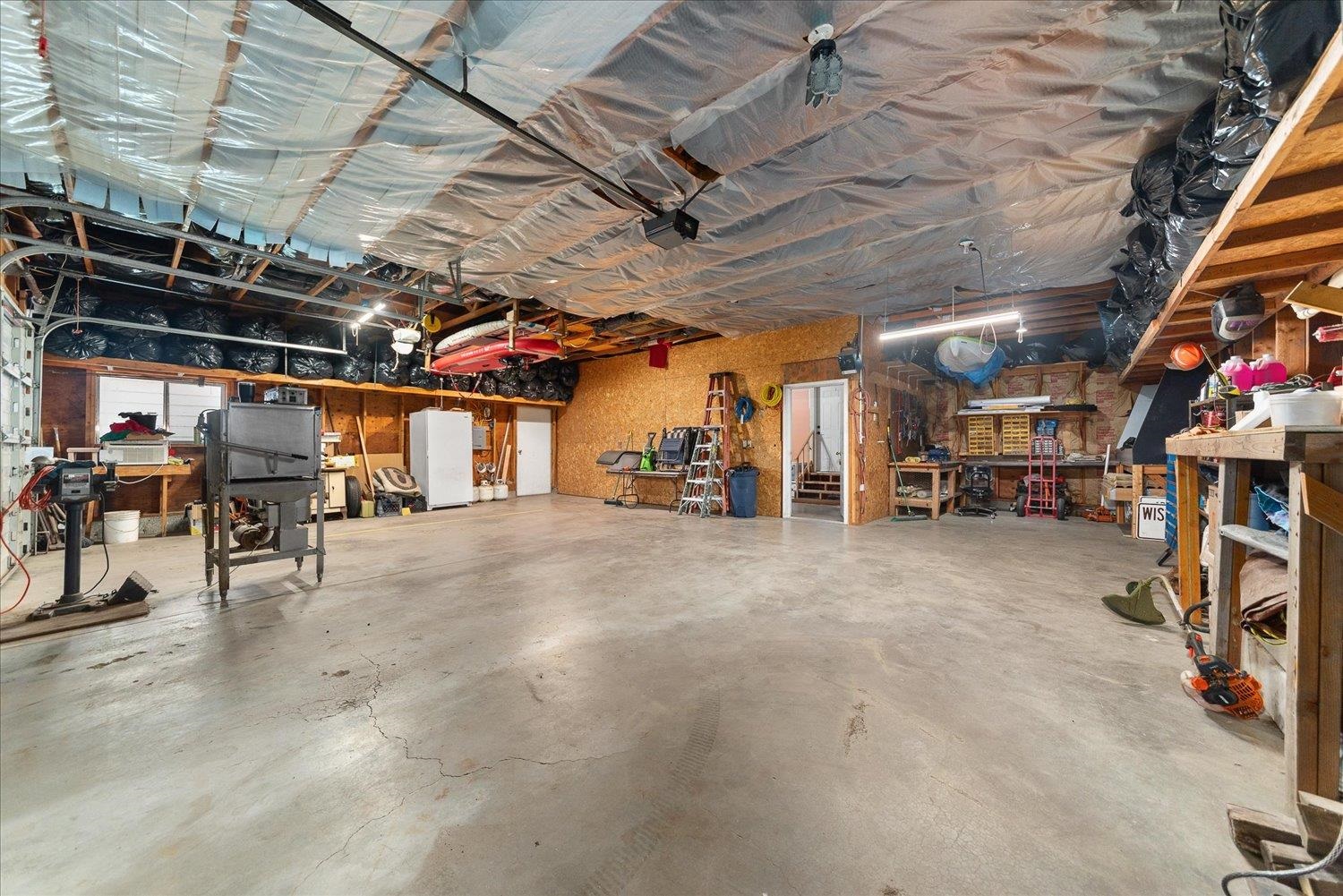 275 E Newport Ave - Photo 38