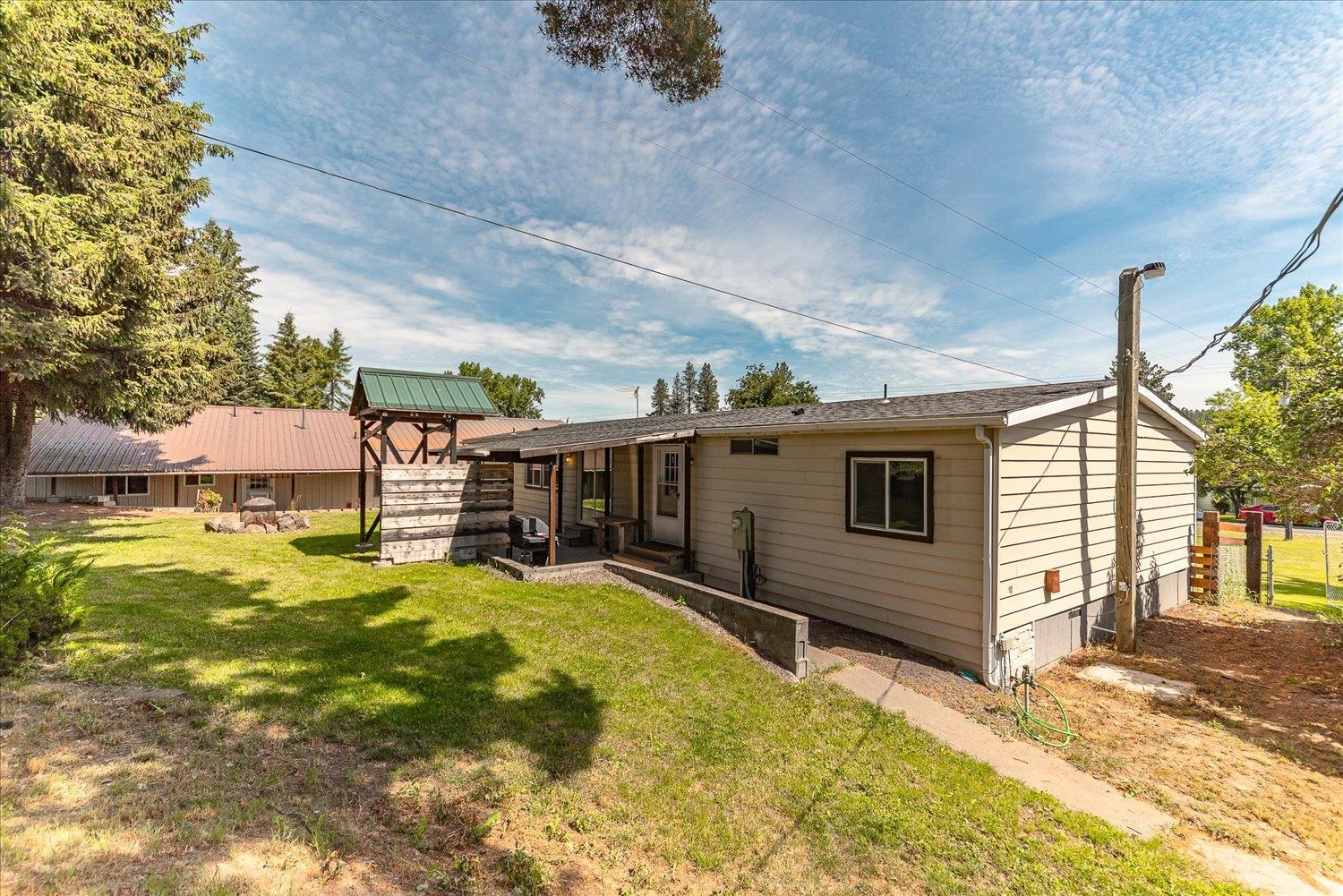 275 E Newport Ave - Photo 42