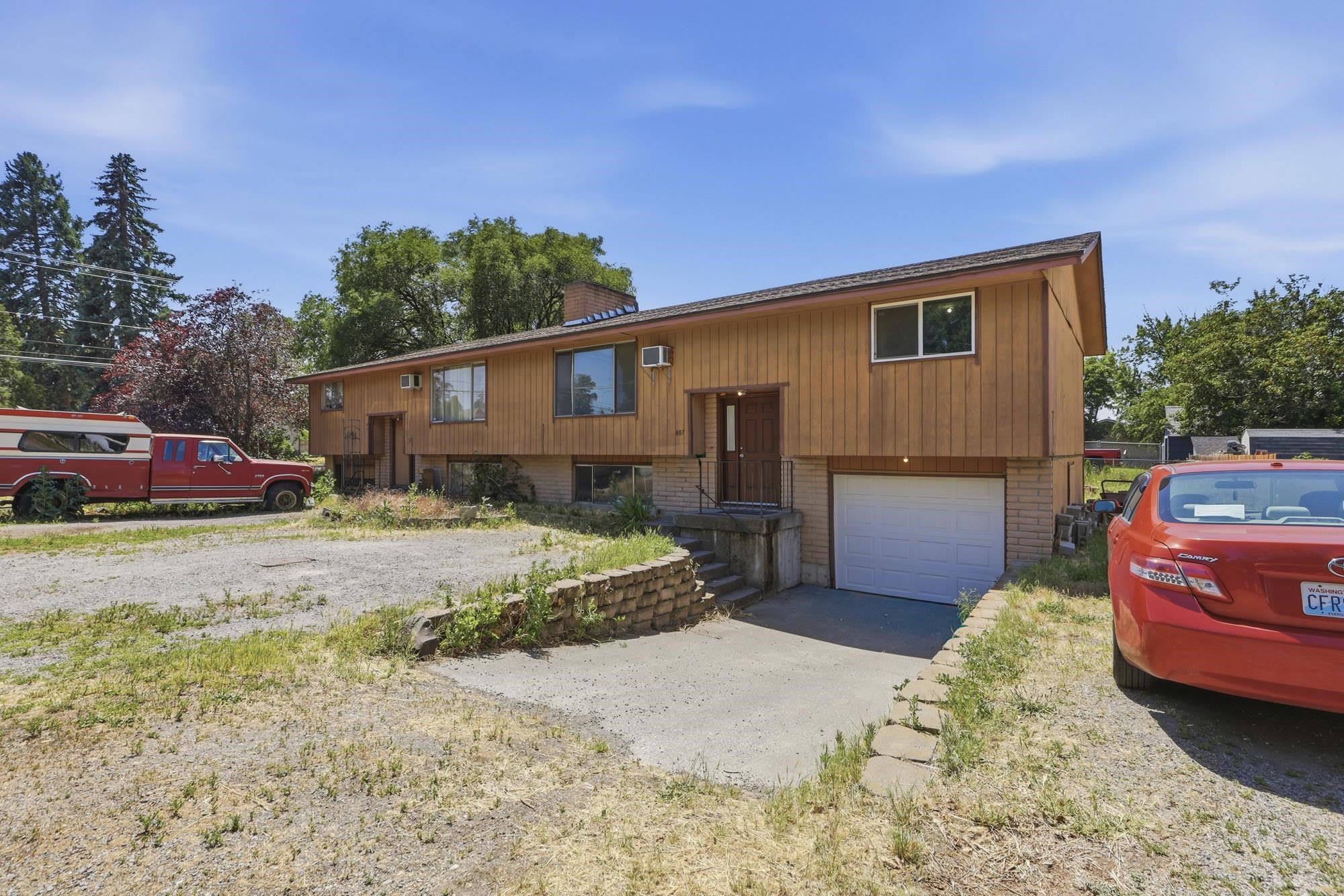 805/807 N Sargent Rd - Photo 1