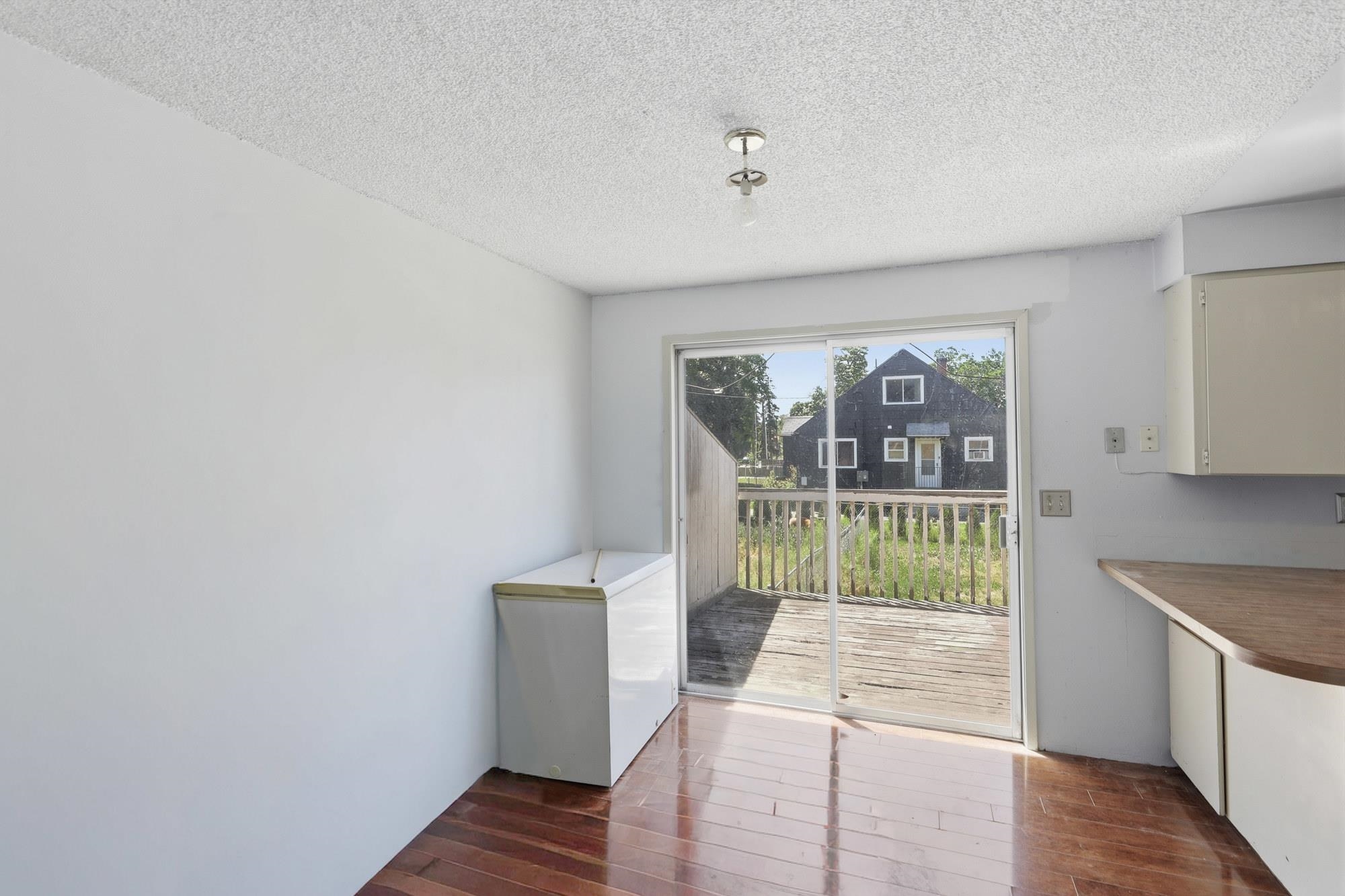 805/807 N Sargent Rd - Photo 5