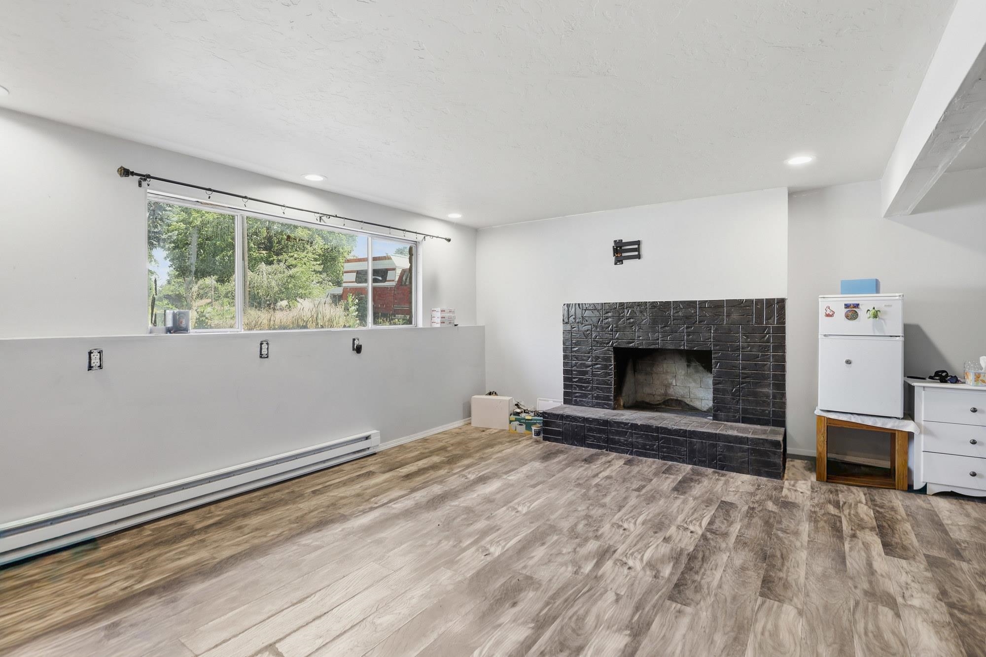 805/807 N Sargent Rd - Photo 3