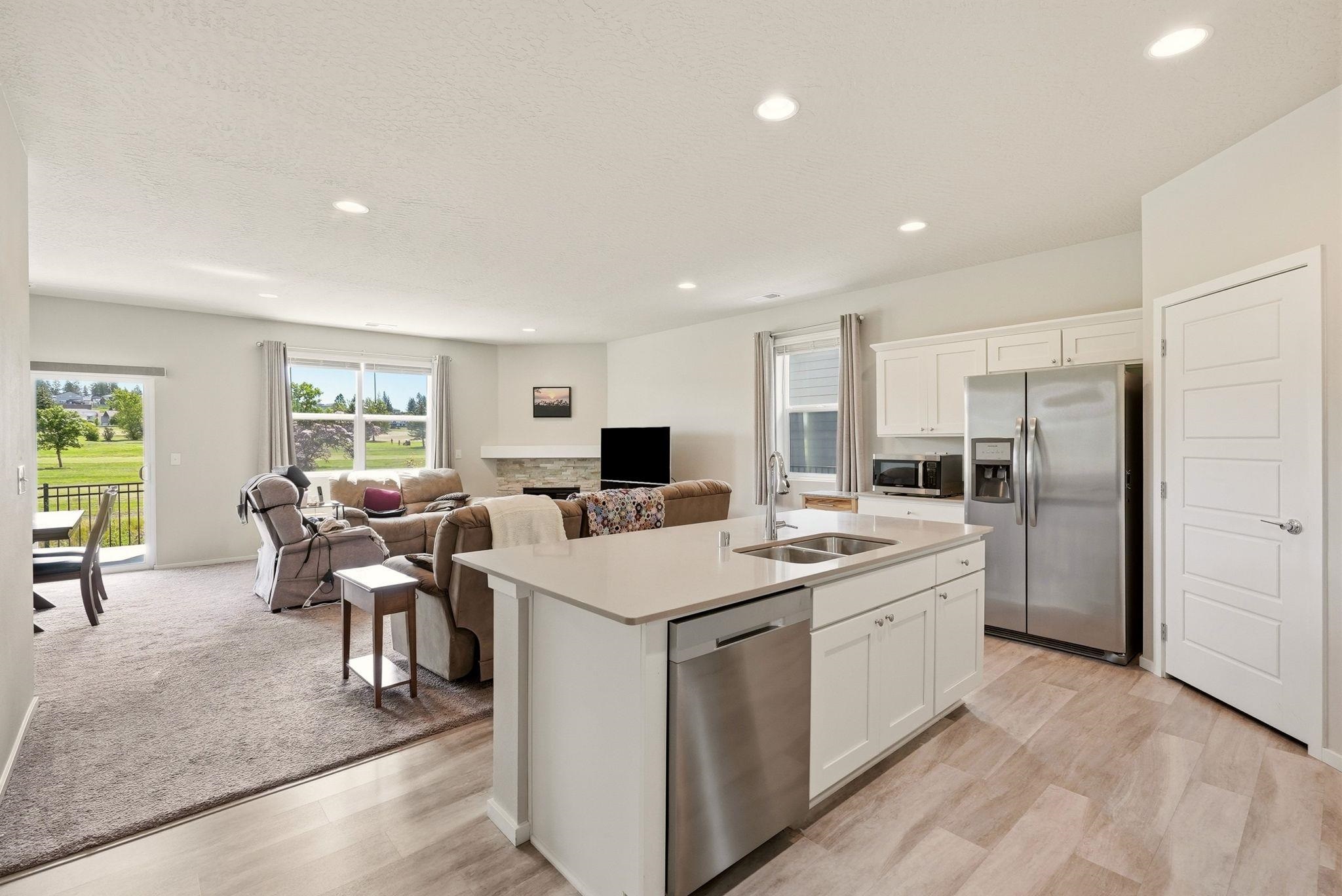 8013 S Fruitvale Ln - Photo 3
