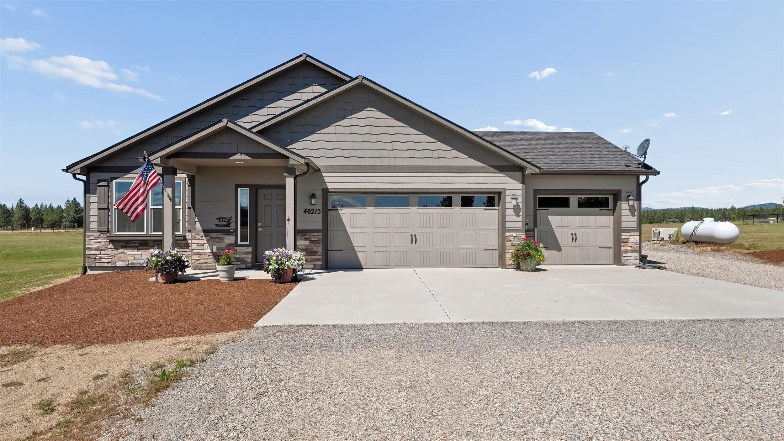 40215 N Sunnyside Ln - Photo 3