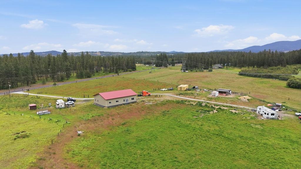 5320 E Elk Chattaroy Rd - Photo 1