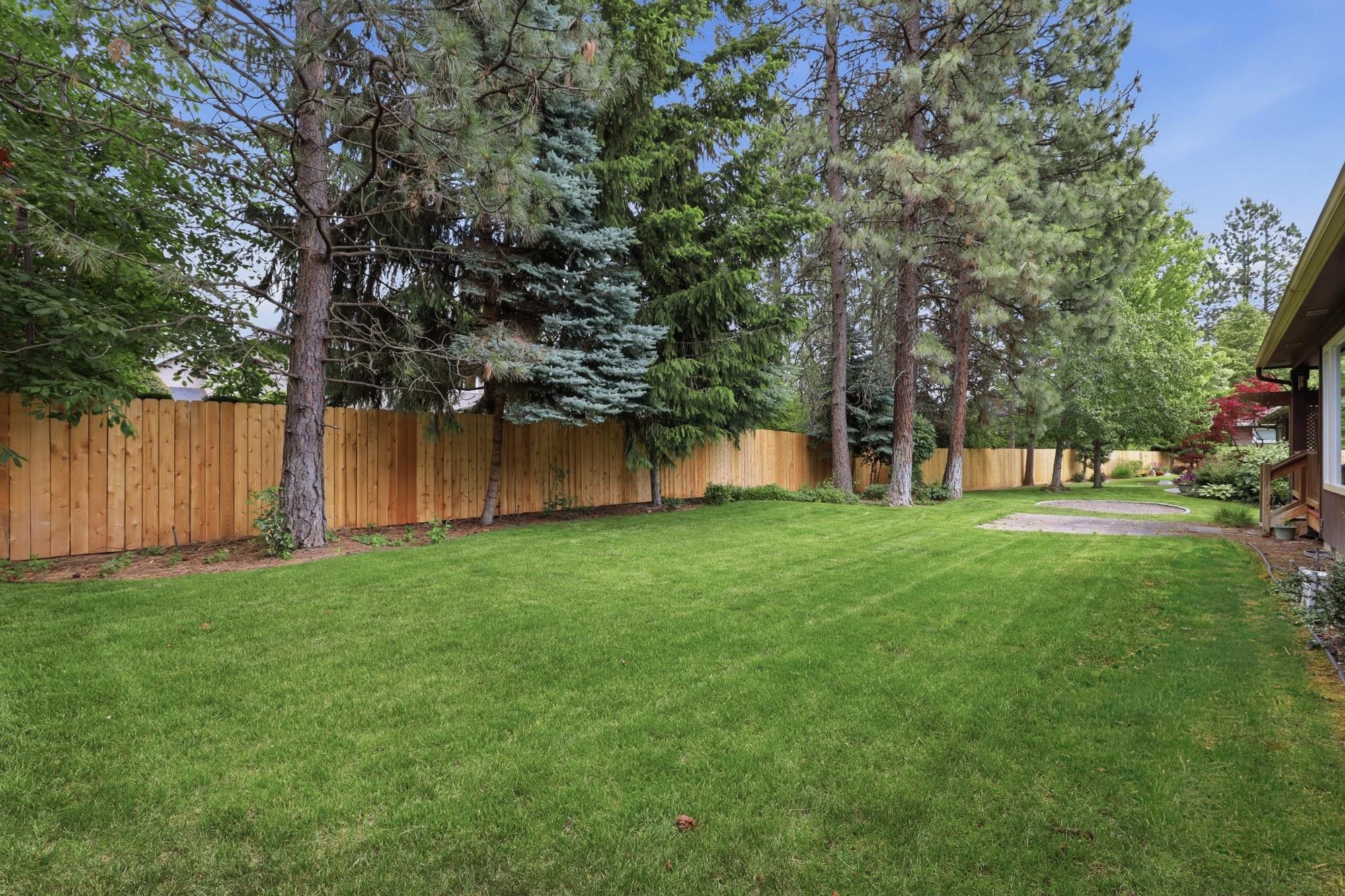 1511 E 54th Ln - Photo 40