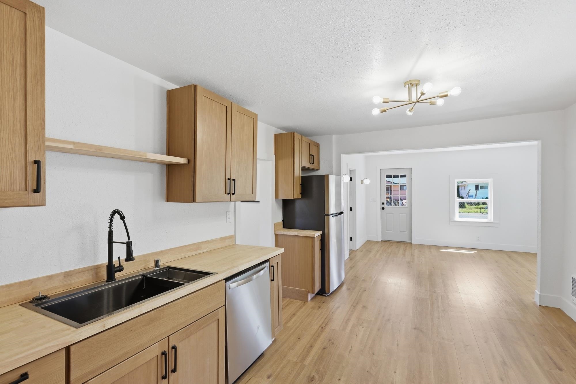2927 E Columbia Ave - Photo 8