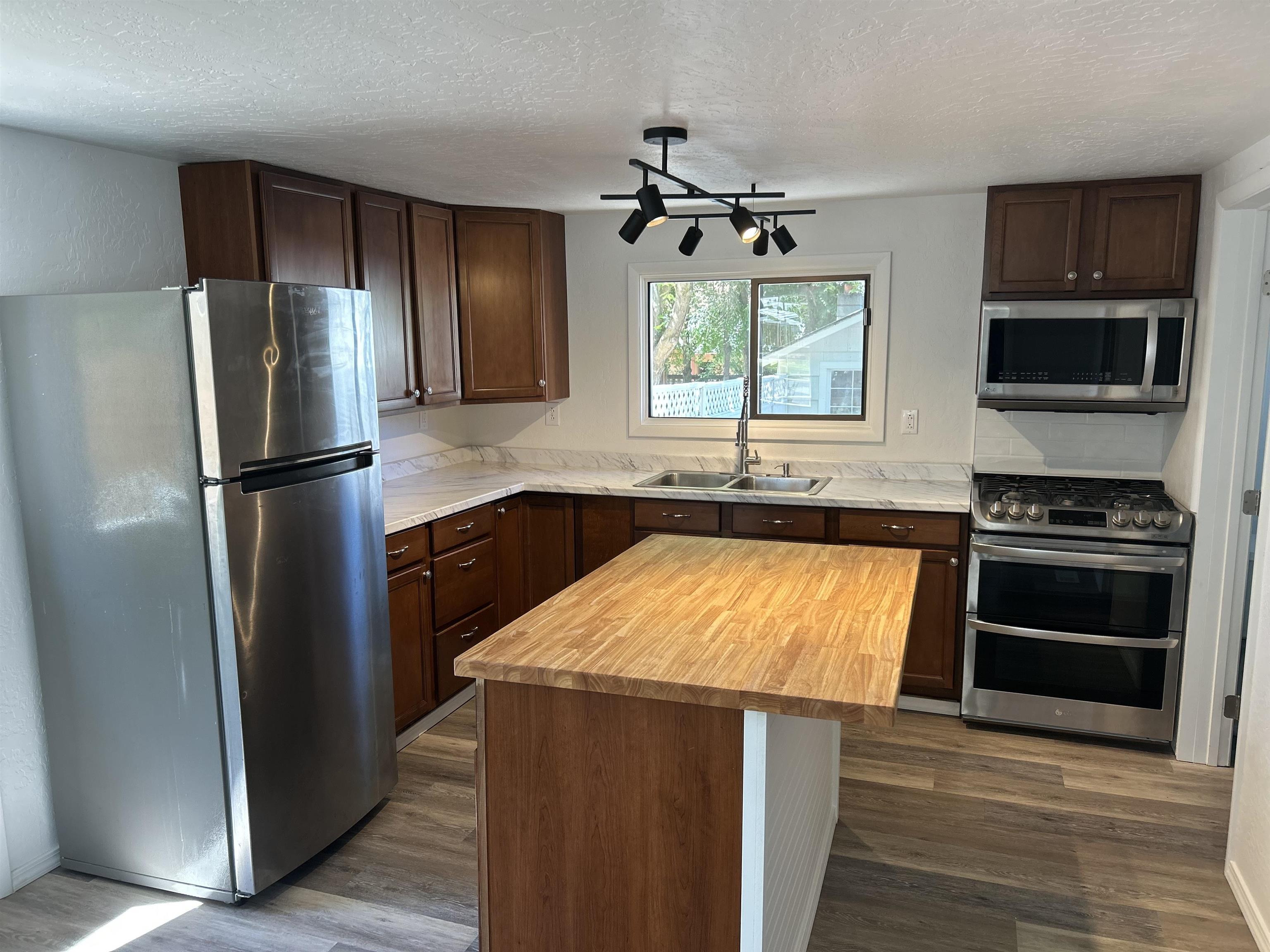 6423 N Washington St - Photo 10