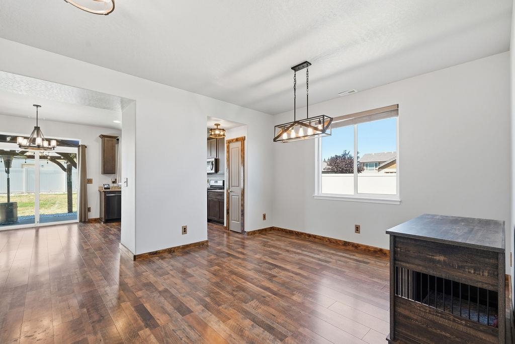 8997 N Cheltenham Ct - Photo 8