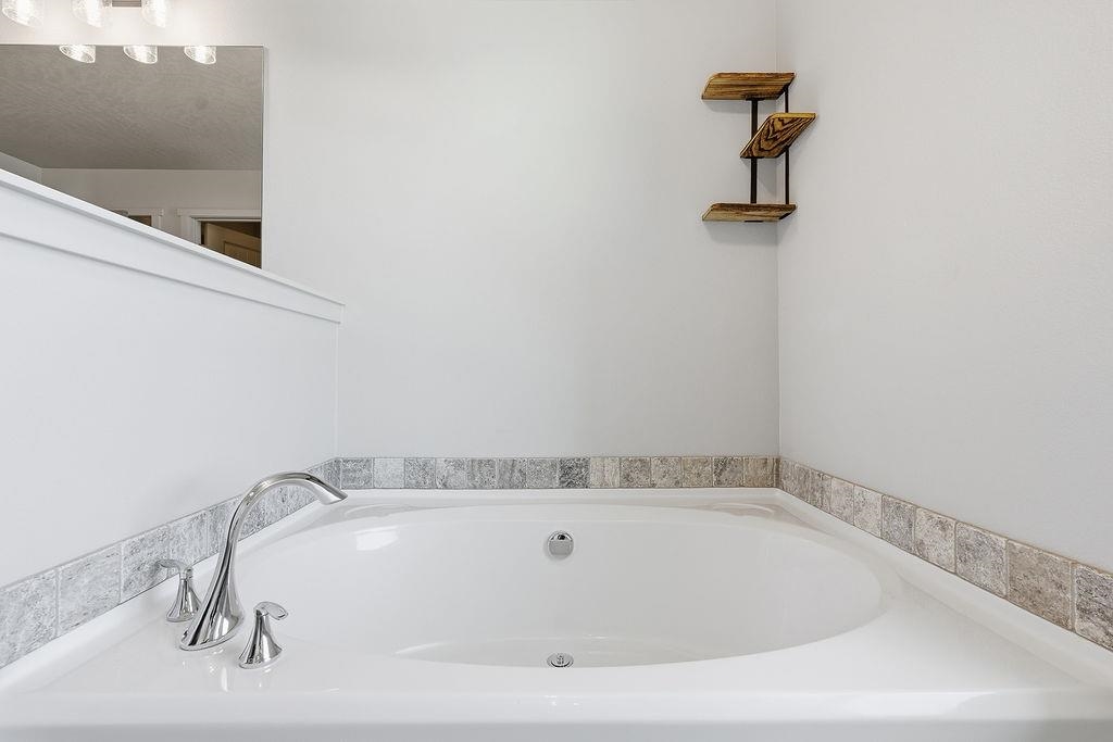 8997 N Cheltenham Ct - Photo 16