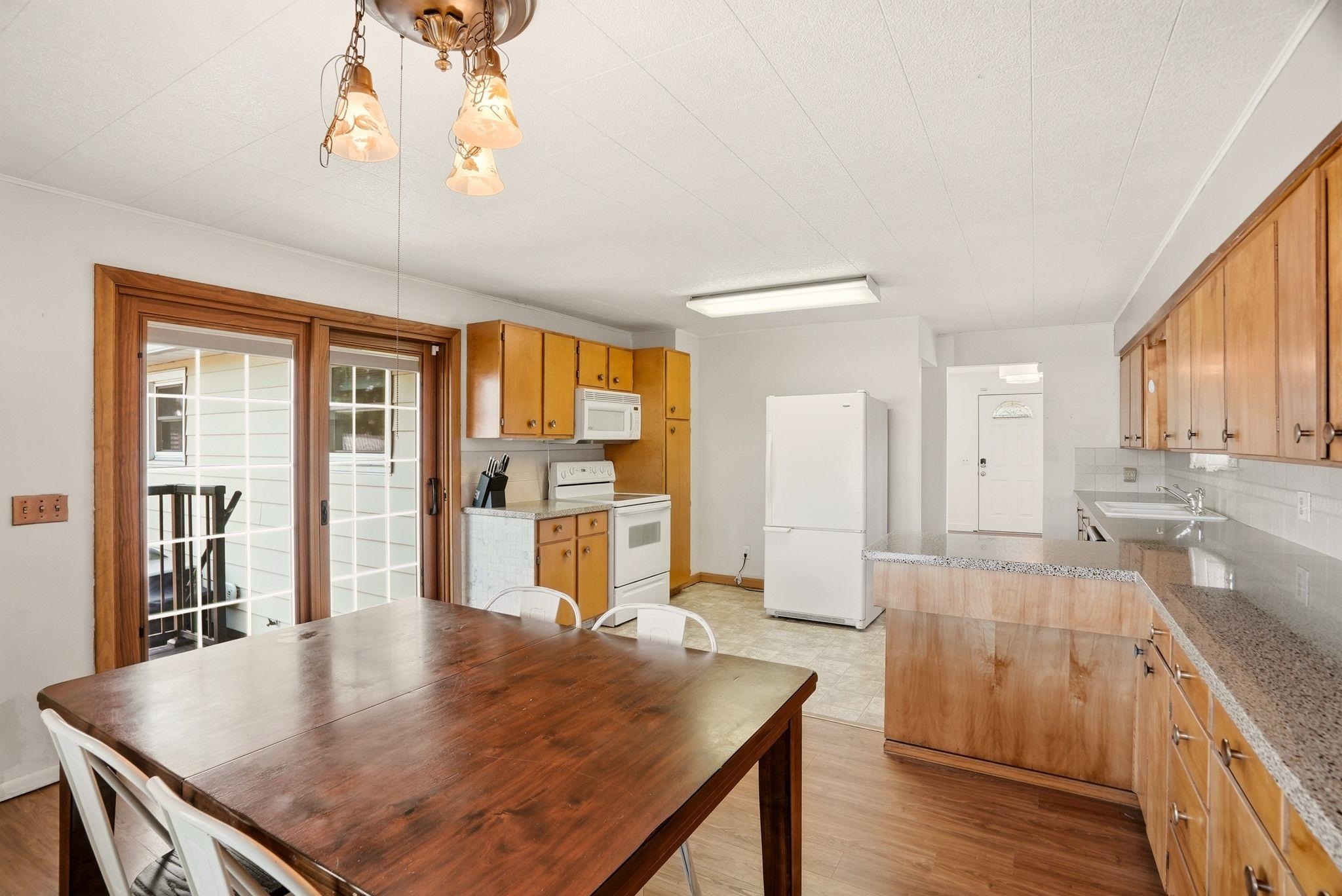 1507 E Providence Ave - Photo 12