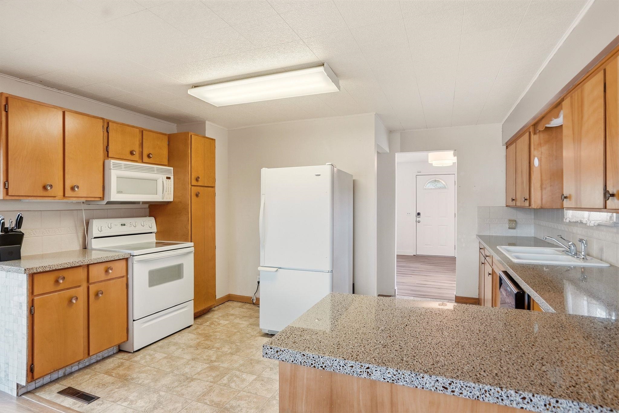 1507 E Providence Ave - Photo 6