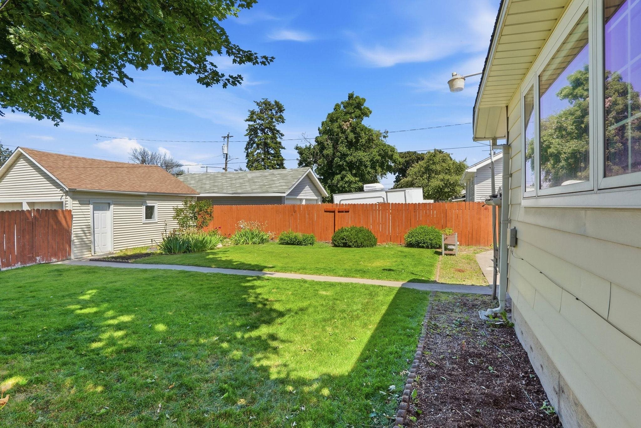 1507 E Providence Ave - Photo 26