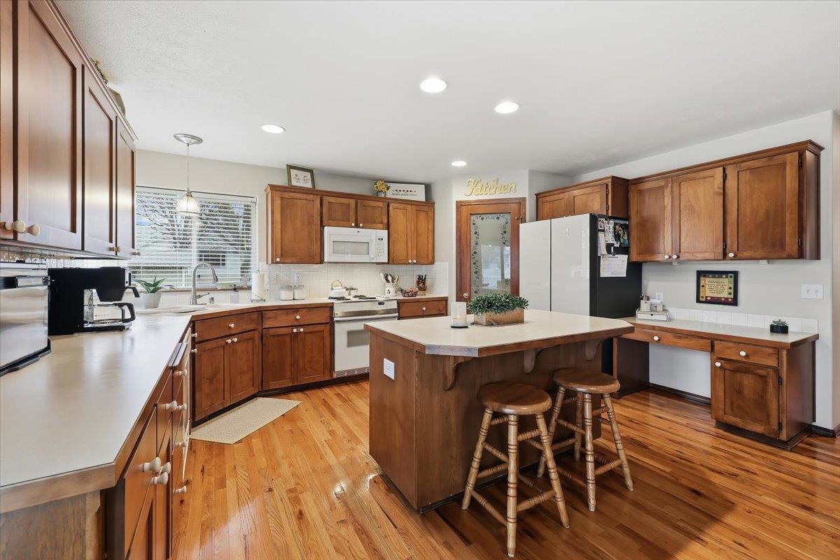 3104 S Sunnybrook Ct - Photo 8