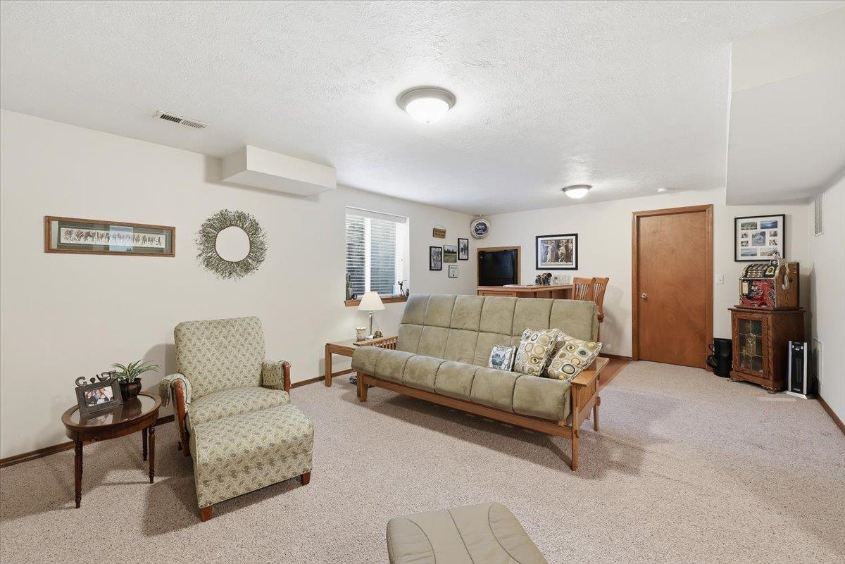 3104 S Sunnybrook Ct - Photo 18