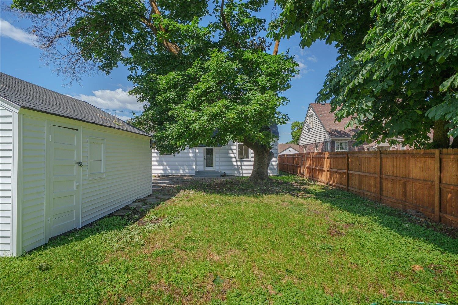 2608 N CALISPEL St - Photo 38