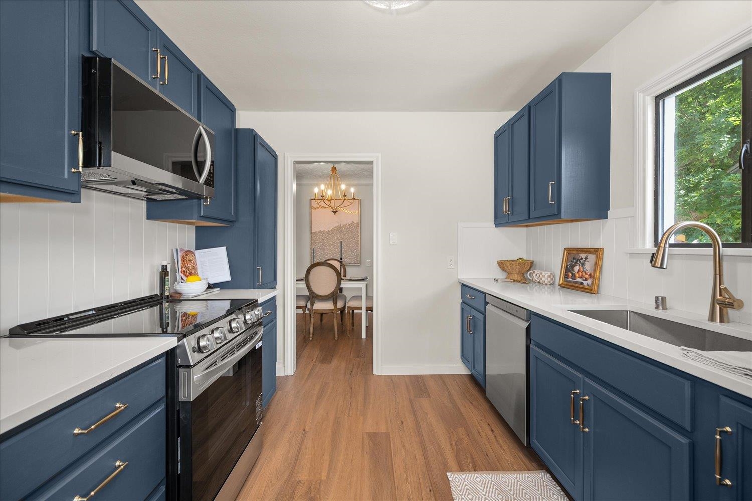 2608 N CALISPEL St - Photo 8