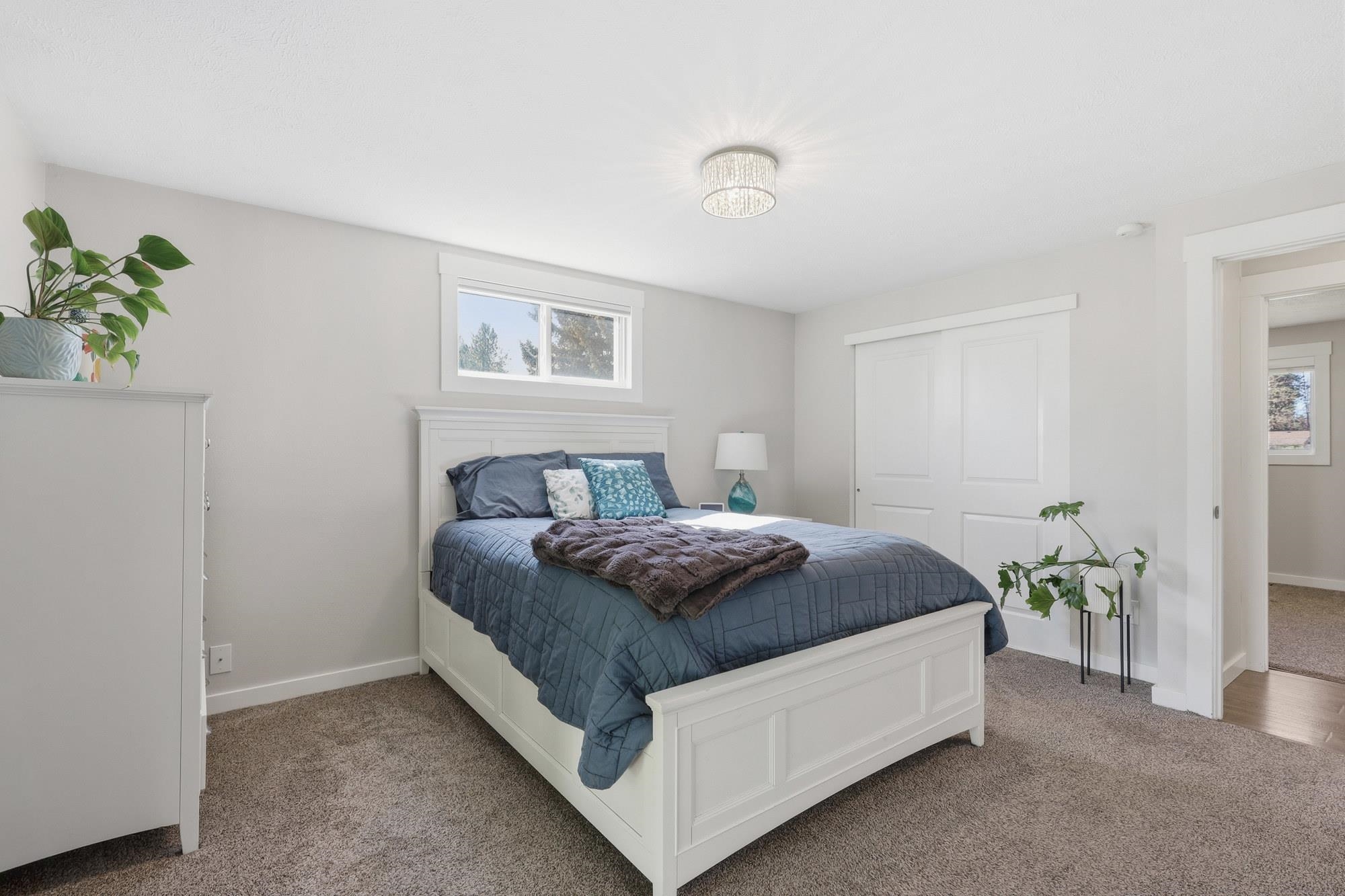 11116 E 37th Ave - Photo 19
