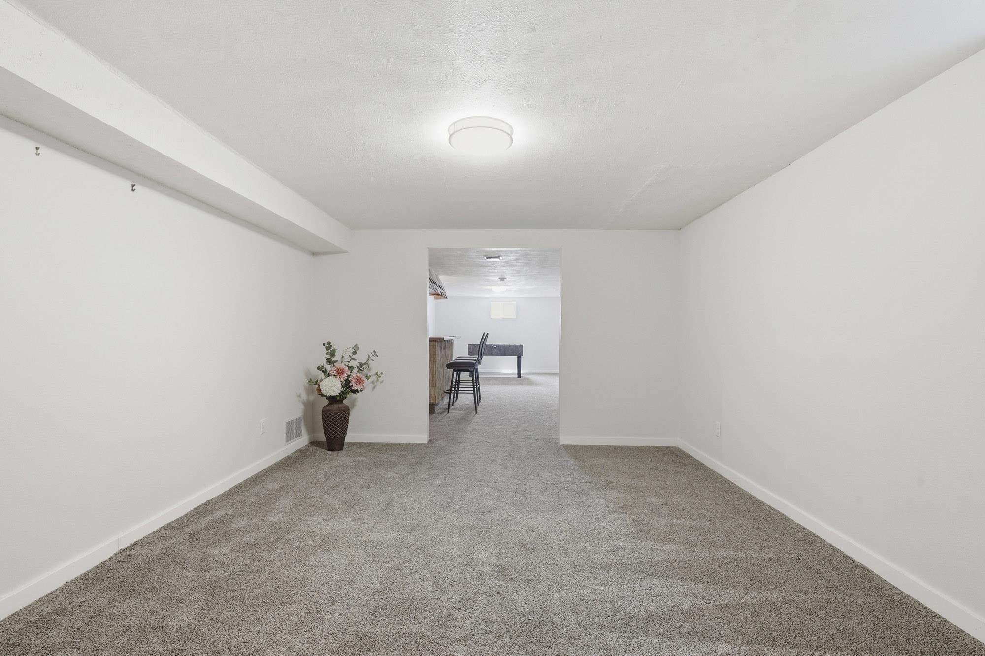 11116 E 37th Ave - Photo 25