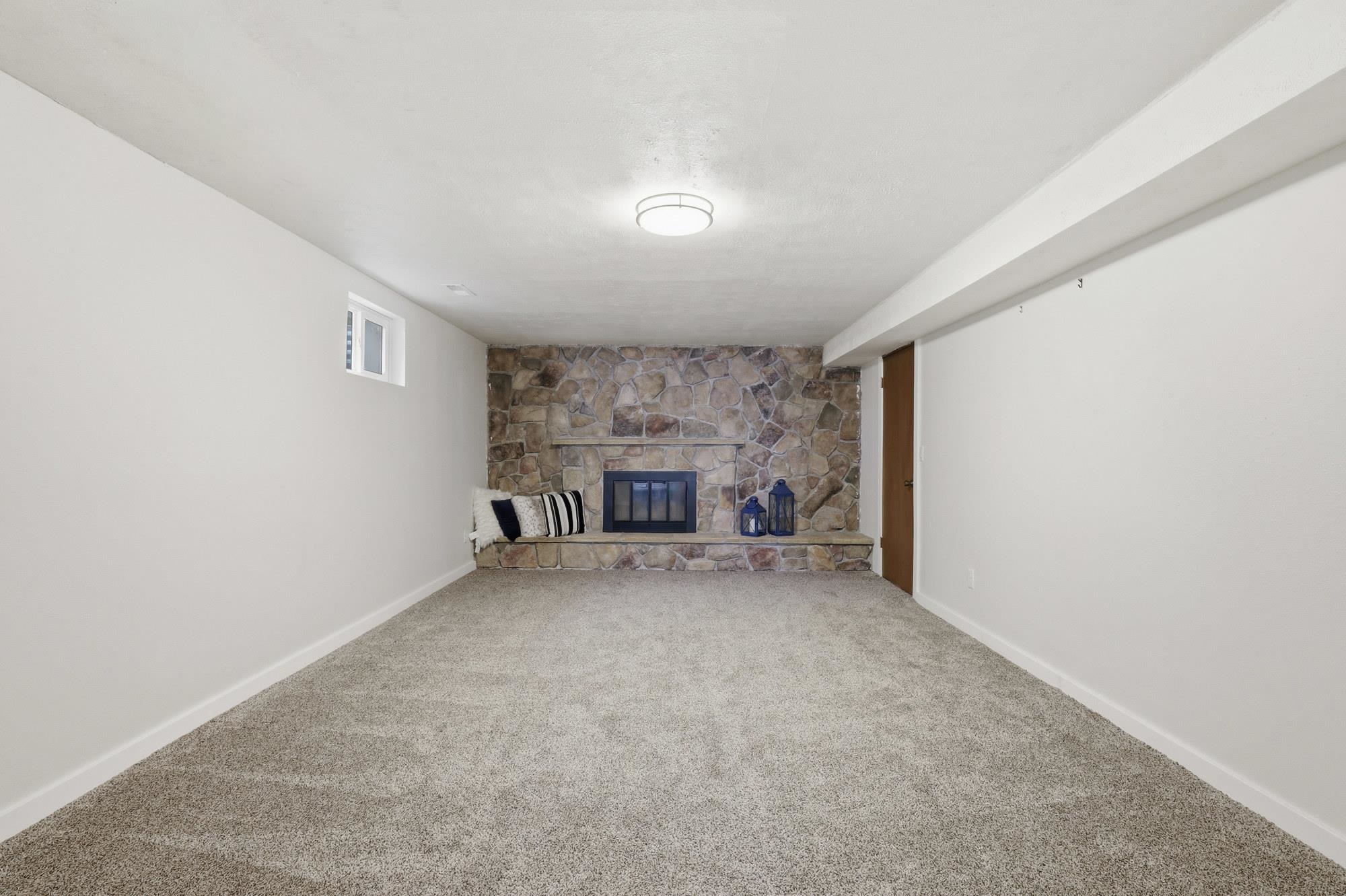 11116 E 37th Ave - Photo 26