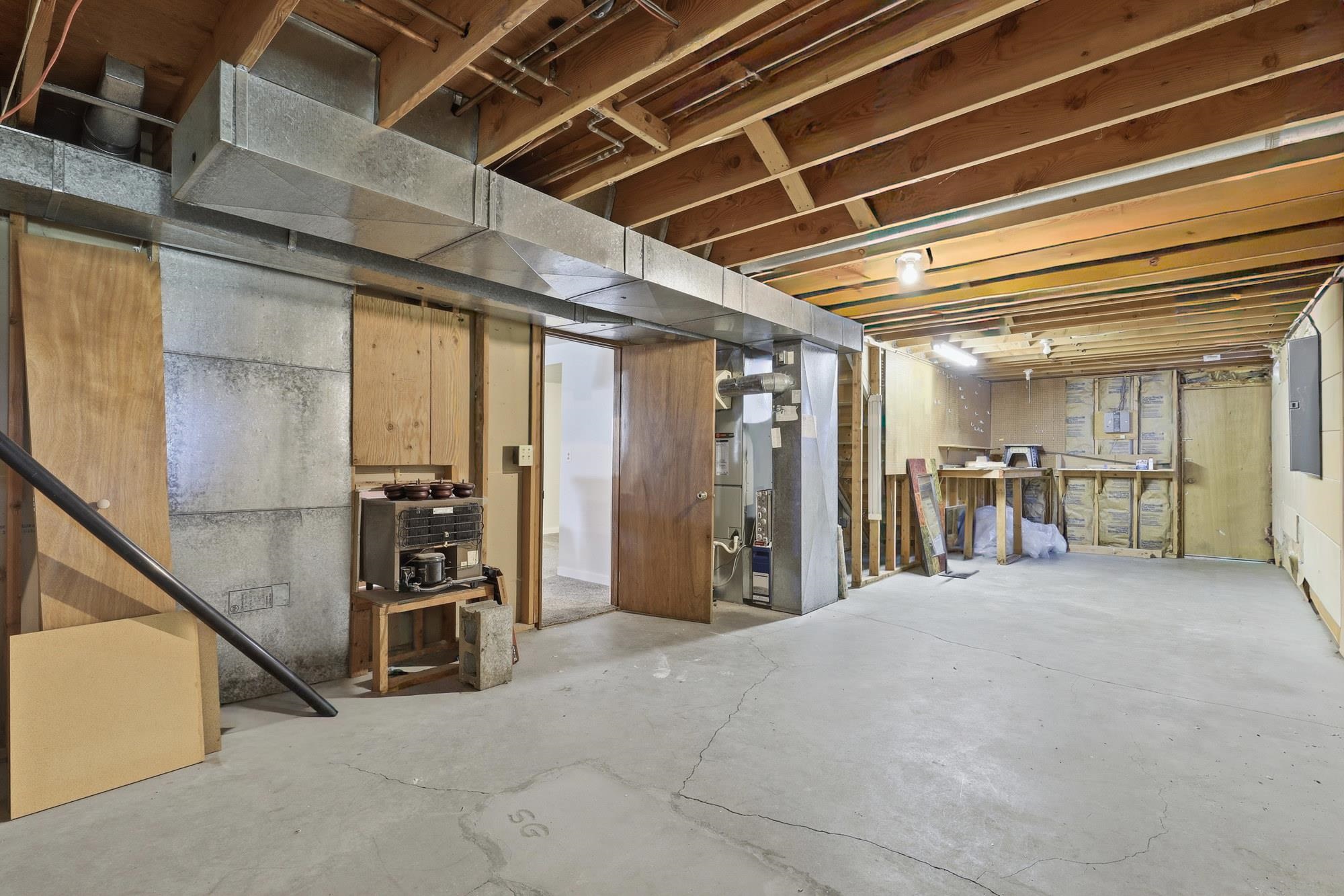 11116 E 37th Ave - Photo 32