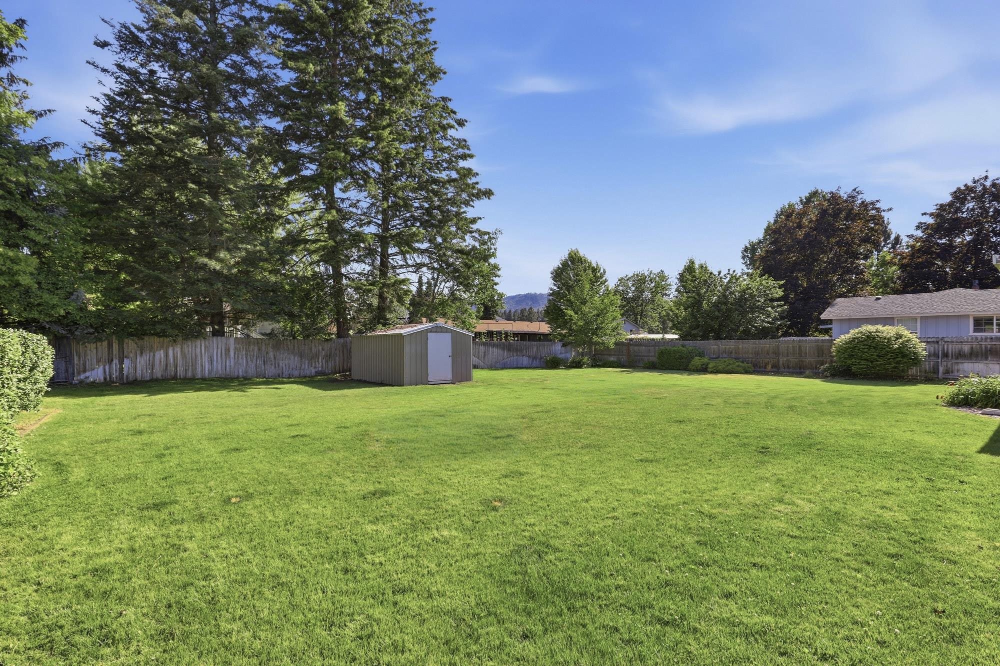 11116 E 37th Ave - Photo 43