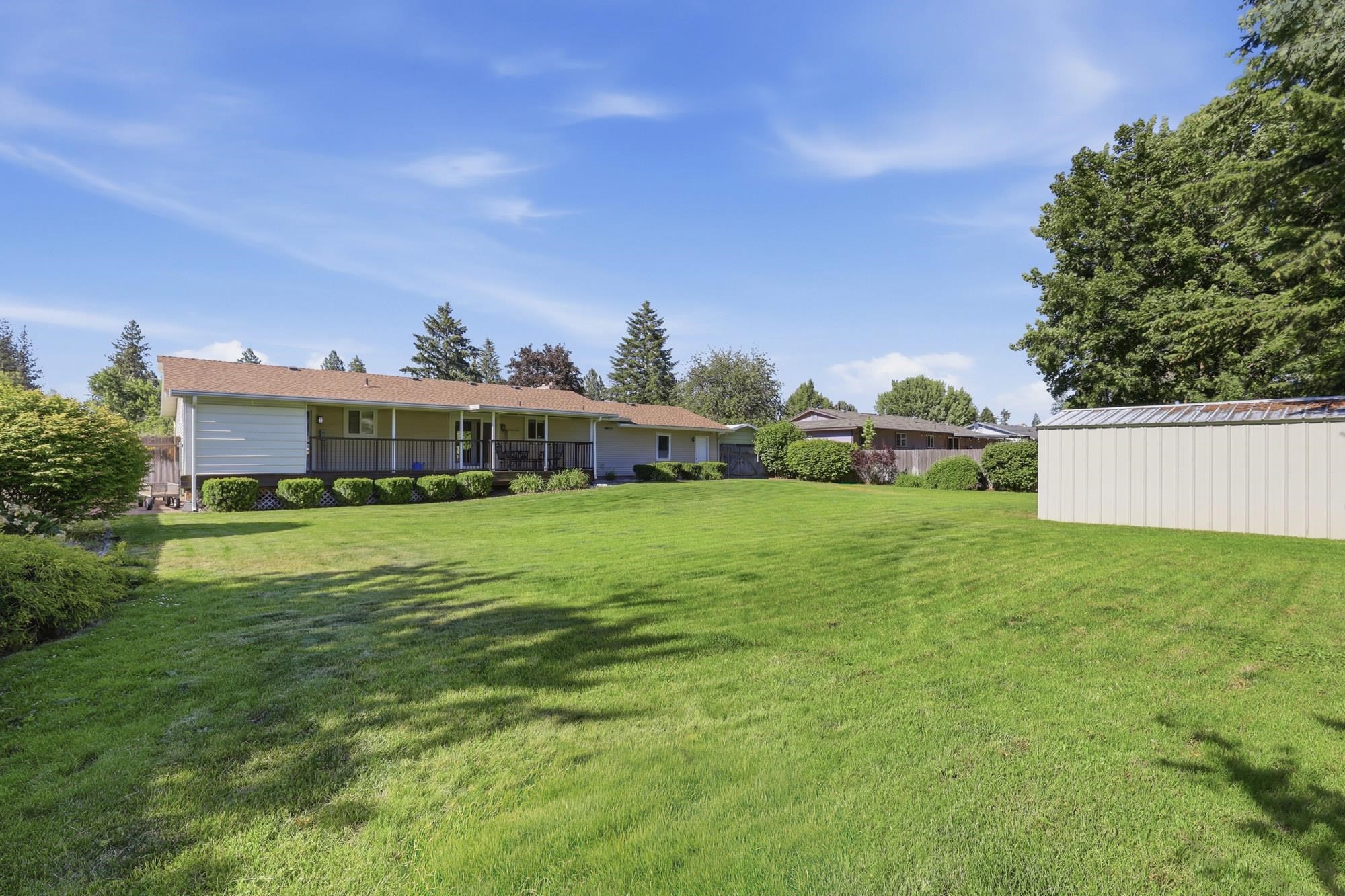 11116 E 37th Ave - Photo 44