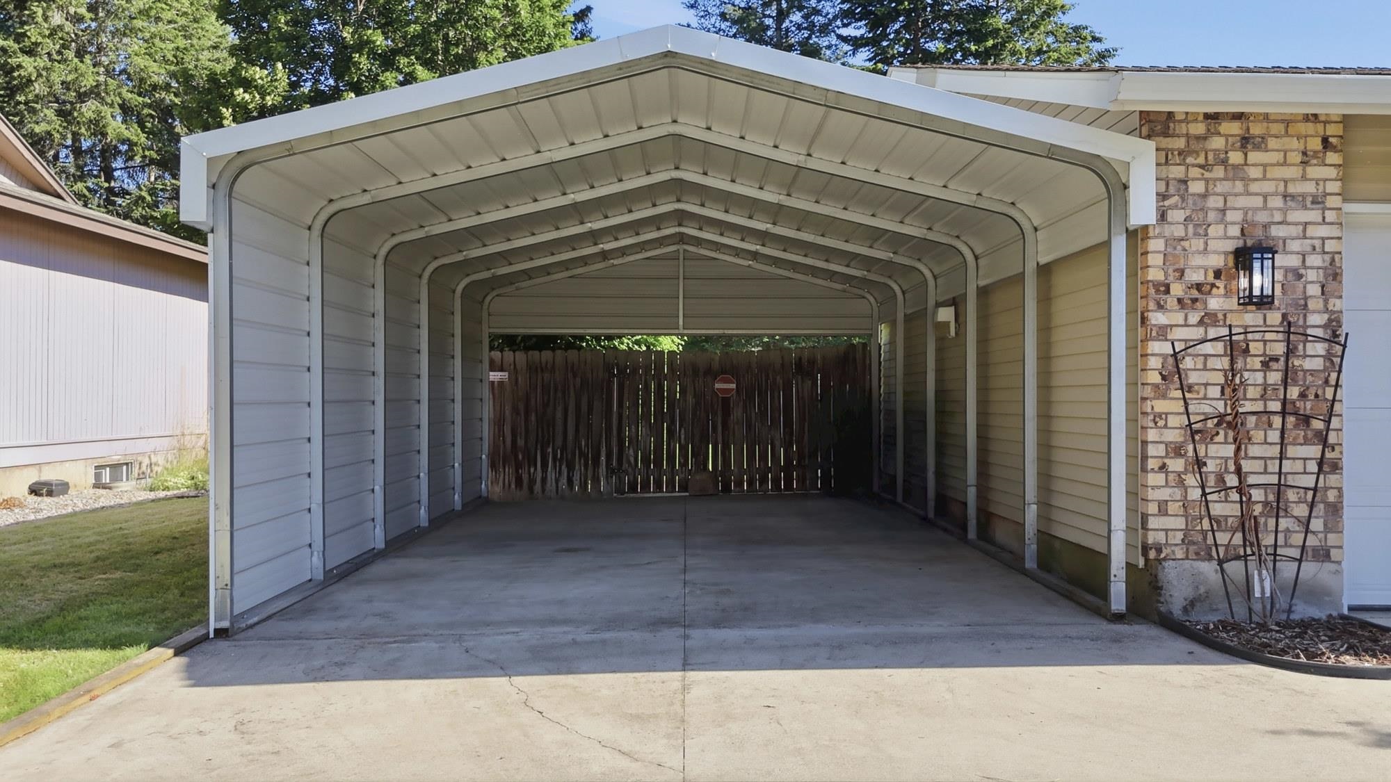 11116 E 37th Ave - Photo 47
