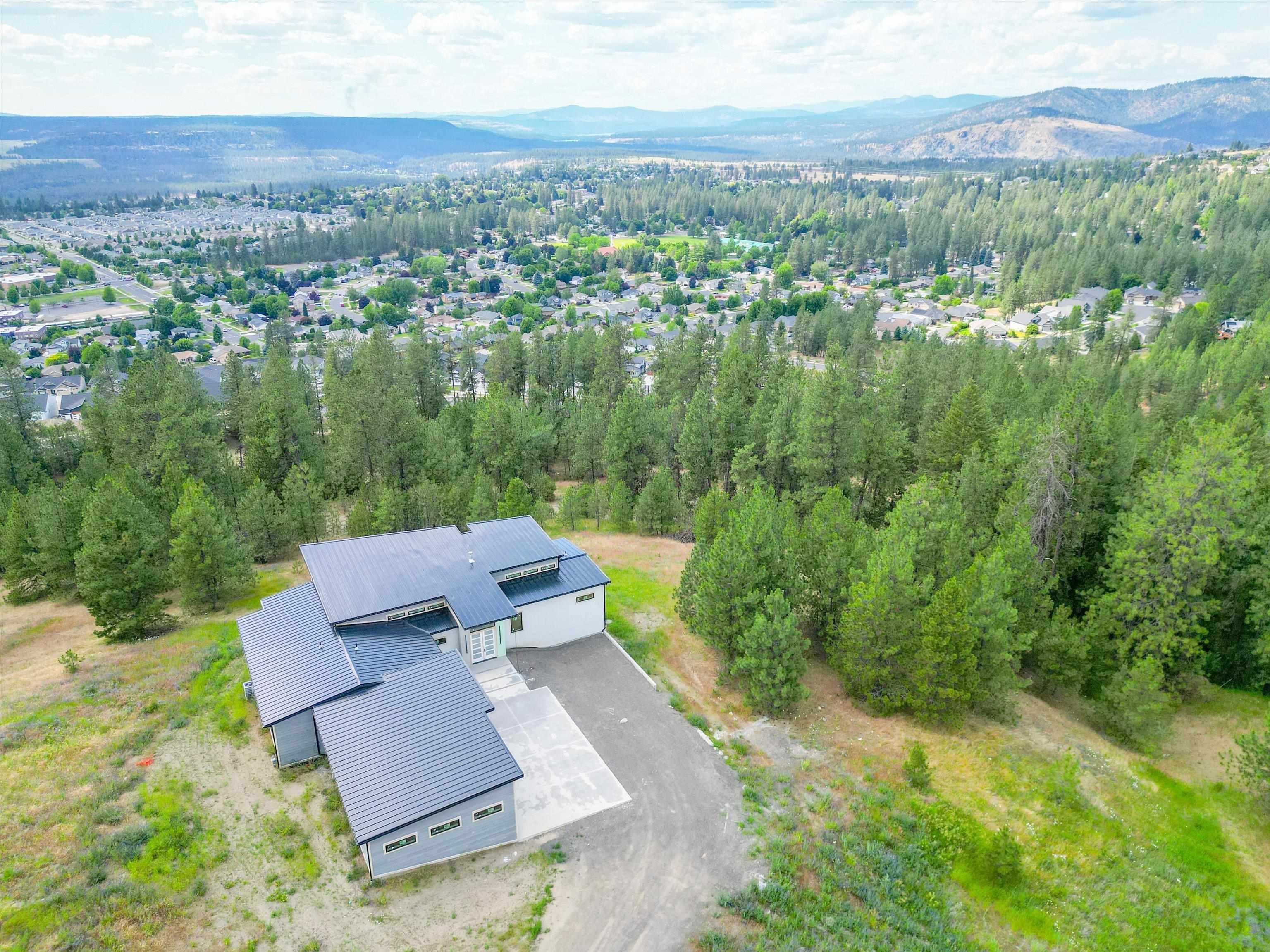 8905 N Rustle Rd - Photo 2