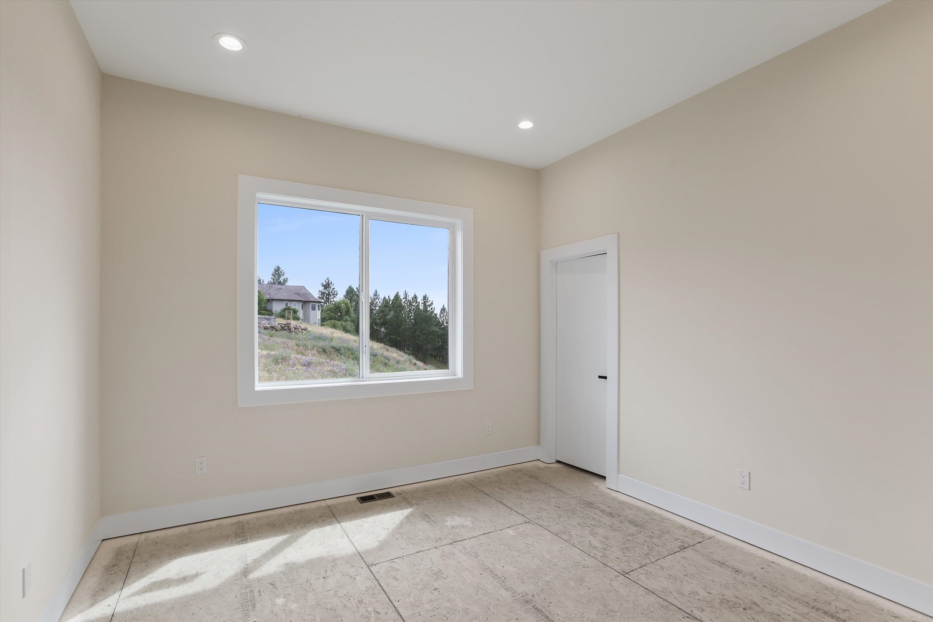 8905 N Rustle Rd - Photo 32
