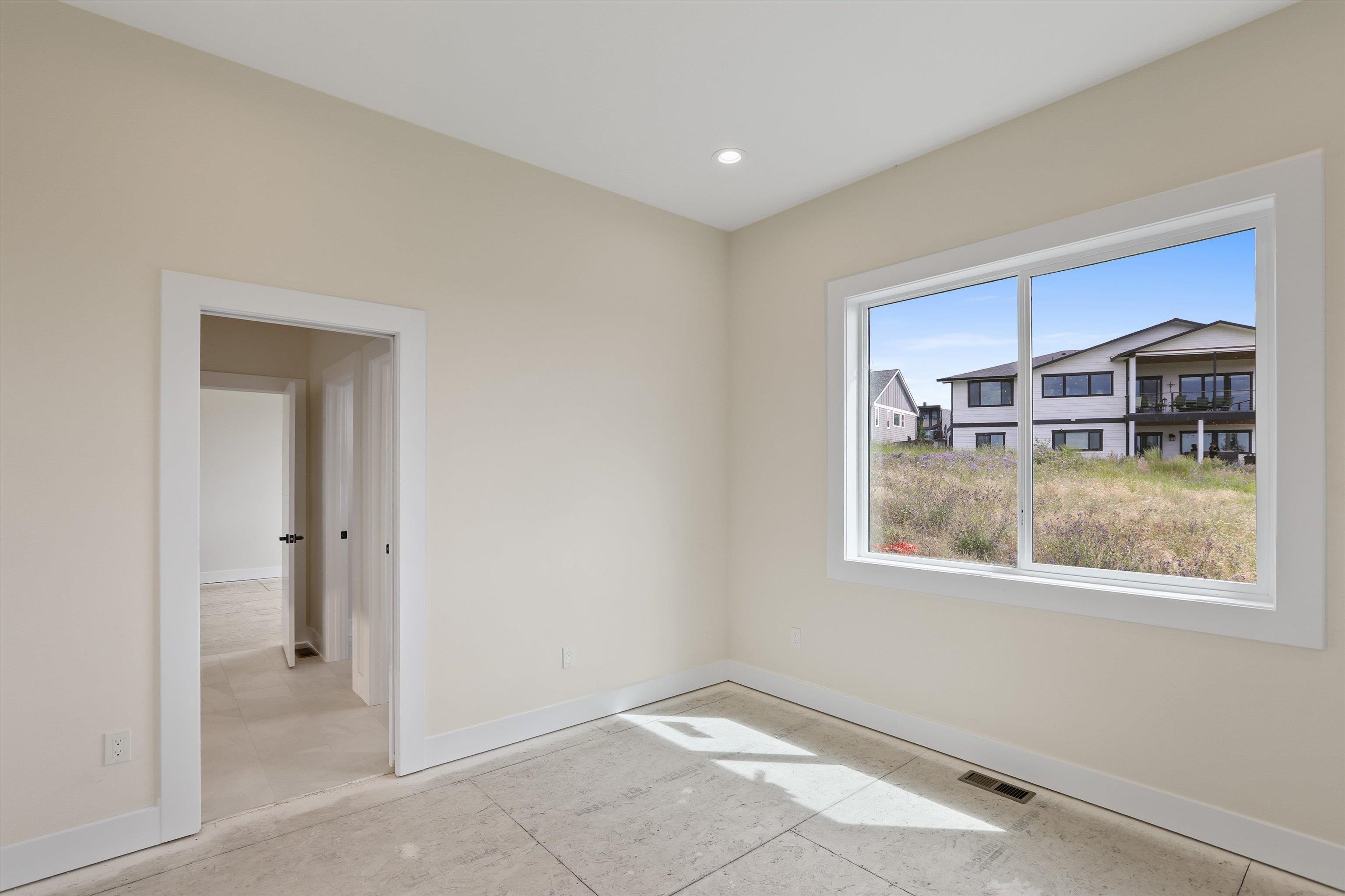 8905 N Rustle Rd - Photo 33