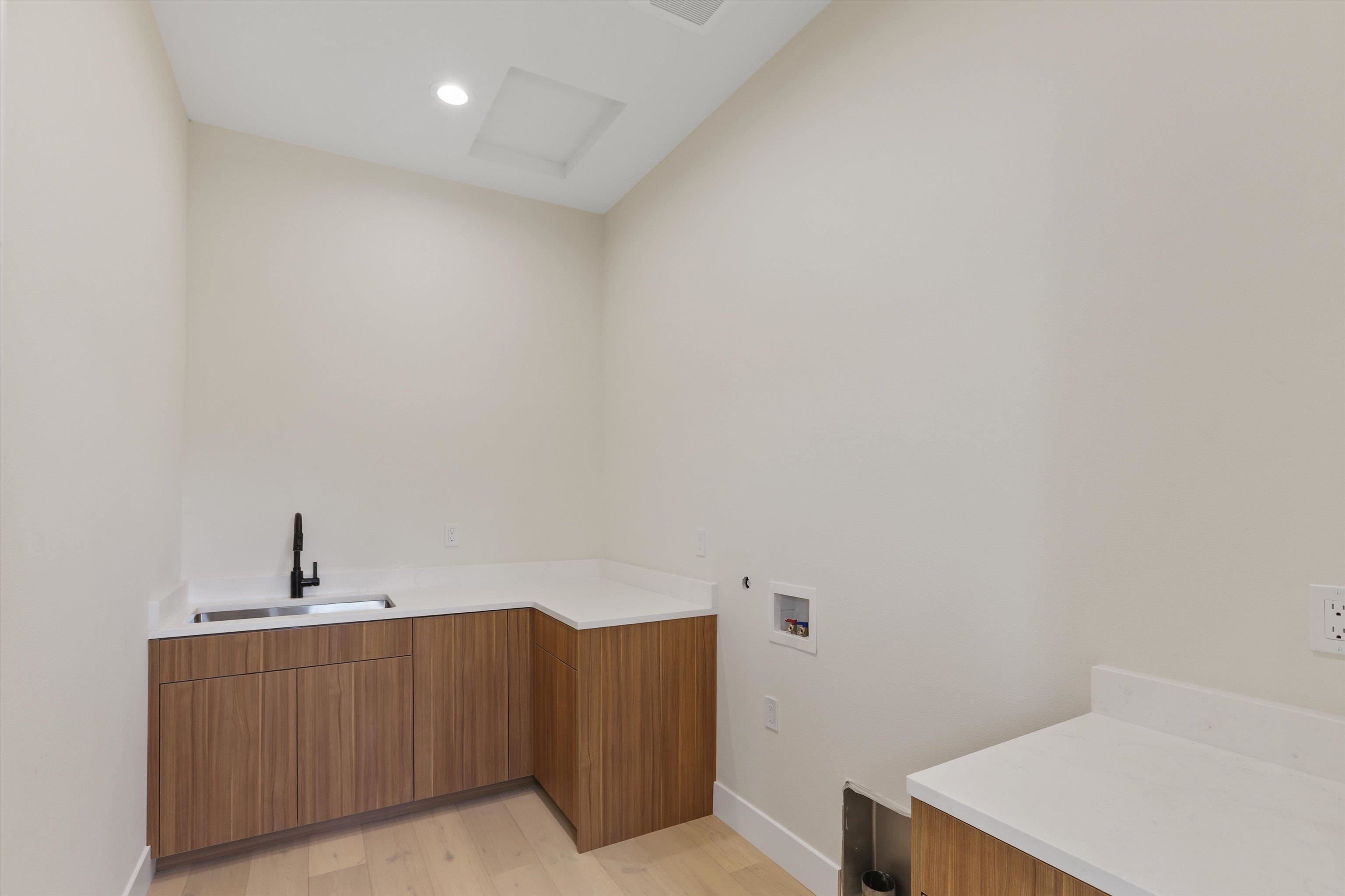 8905 N Rustle Rd - Photo 35