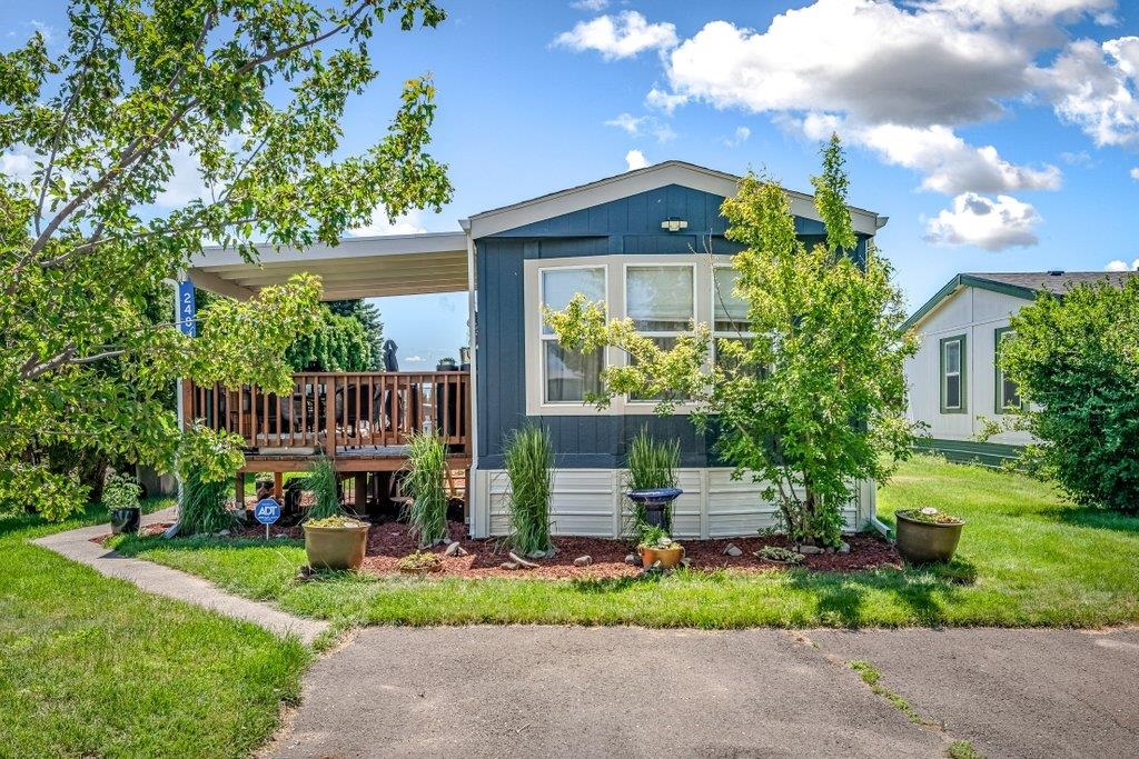 2201 N Craig Rd - Photo 2