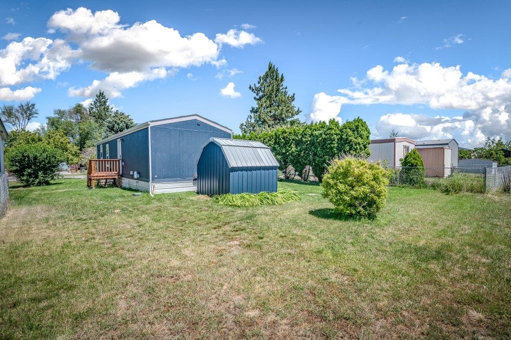 2201 N Craig Rd - Photo 26