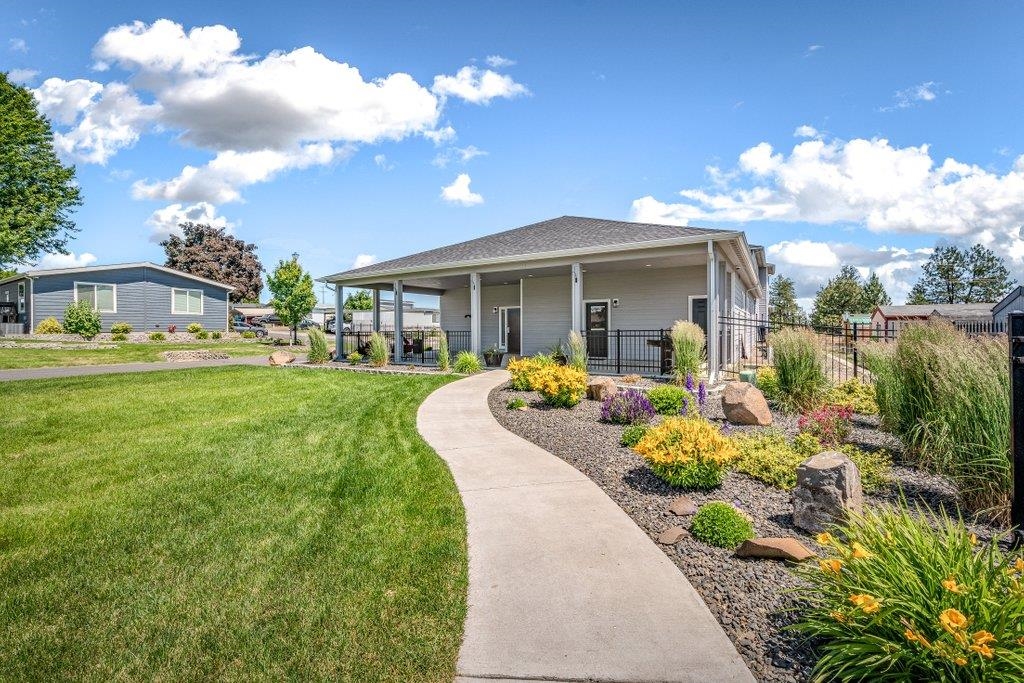 2201 N Craig Rd - Photo 27