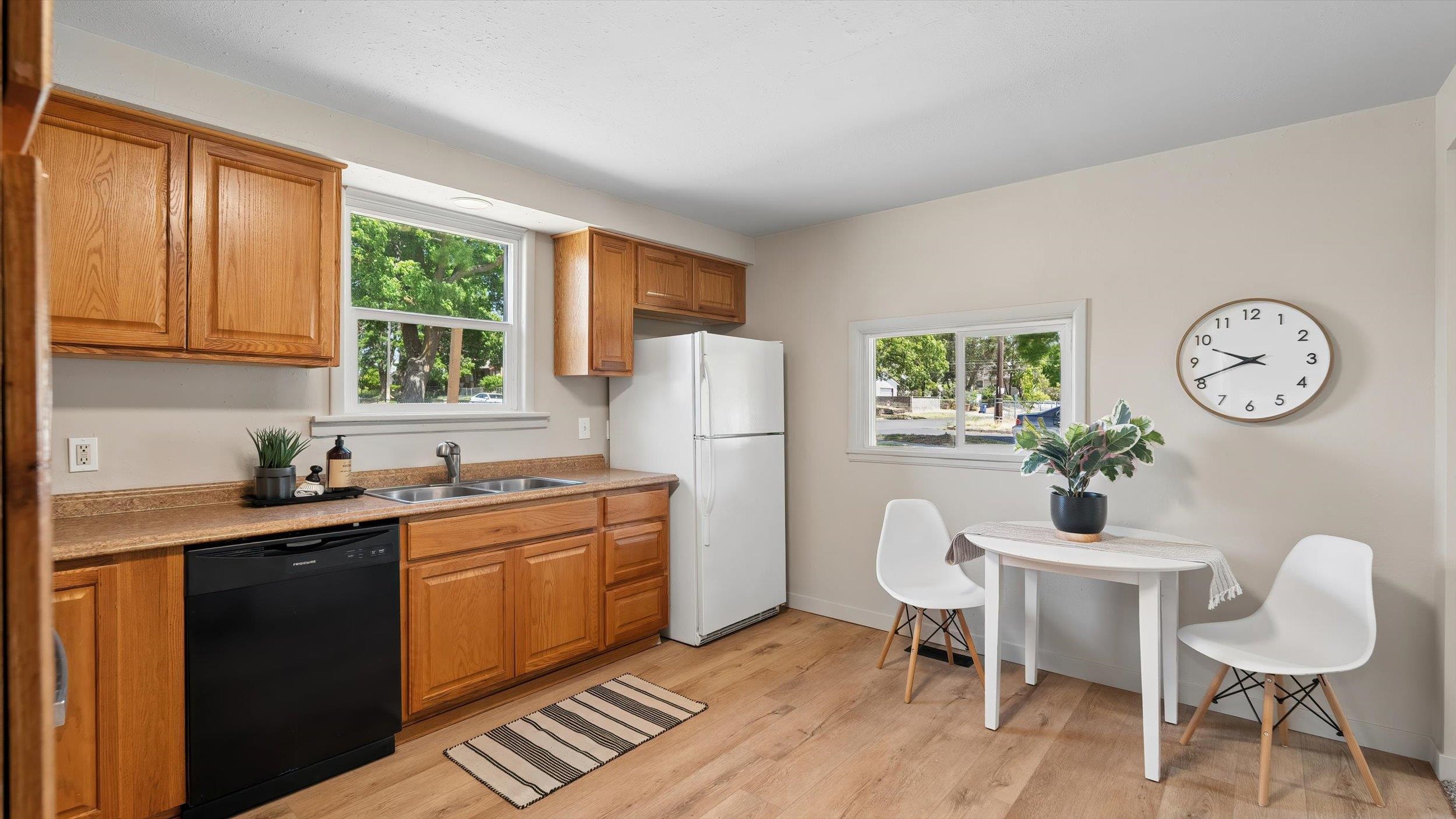4027 N Post St - Photo 5