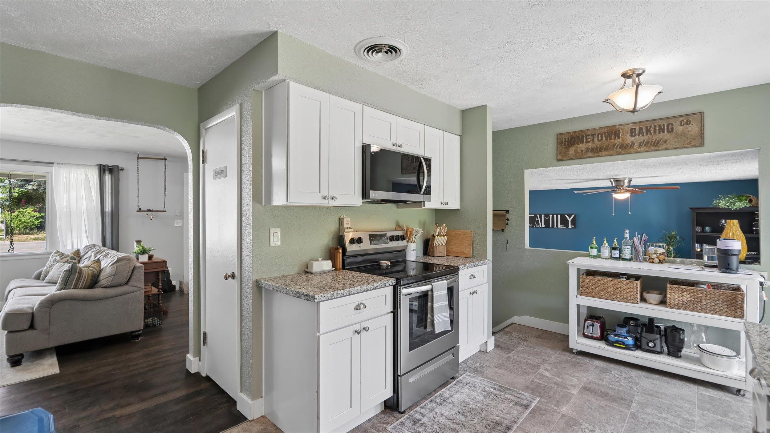 9414 E Mission Ave - Photo 9