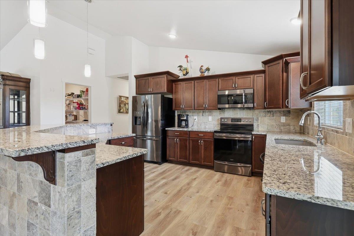 5717 E Oregon Rd - Photo 8