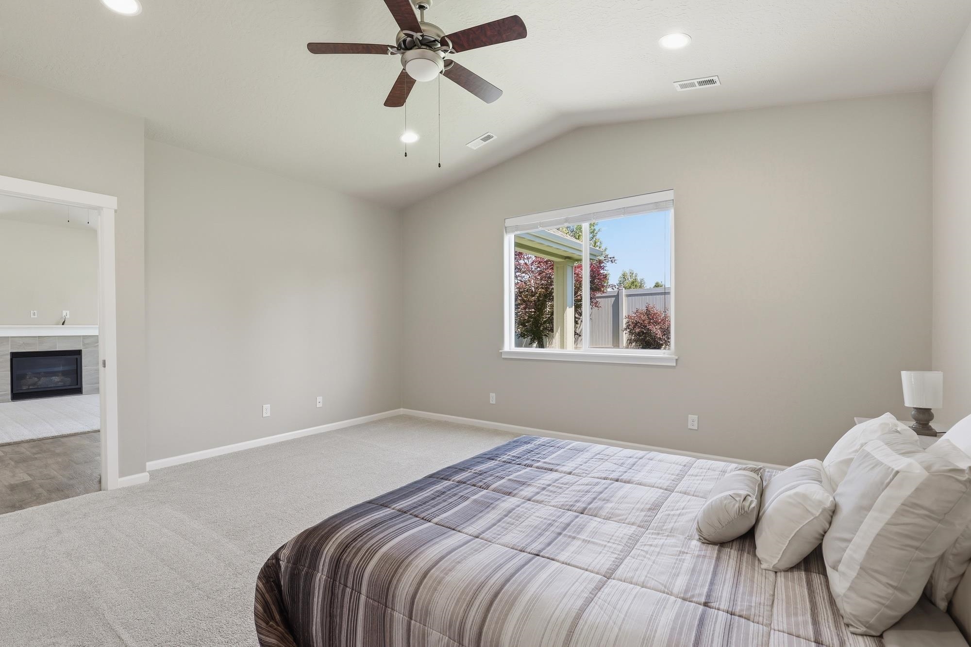 1860 N Oakland St - Photo 21