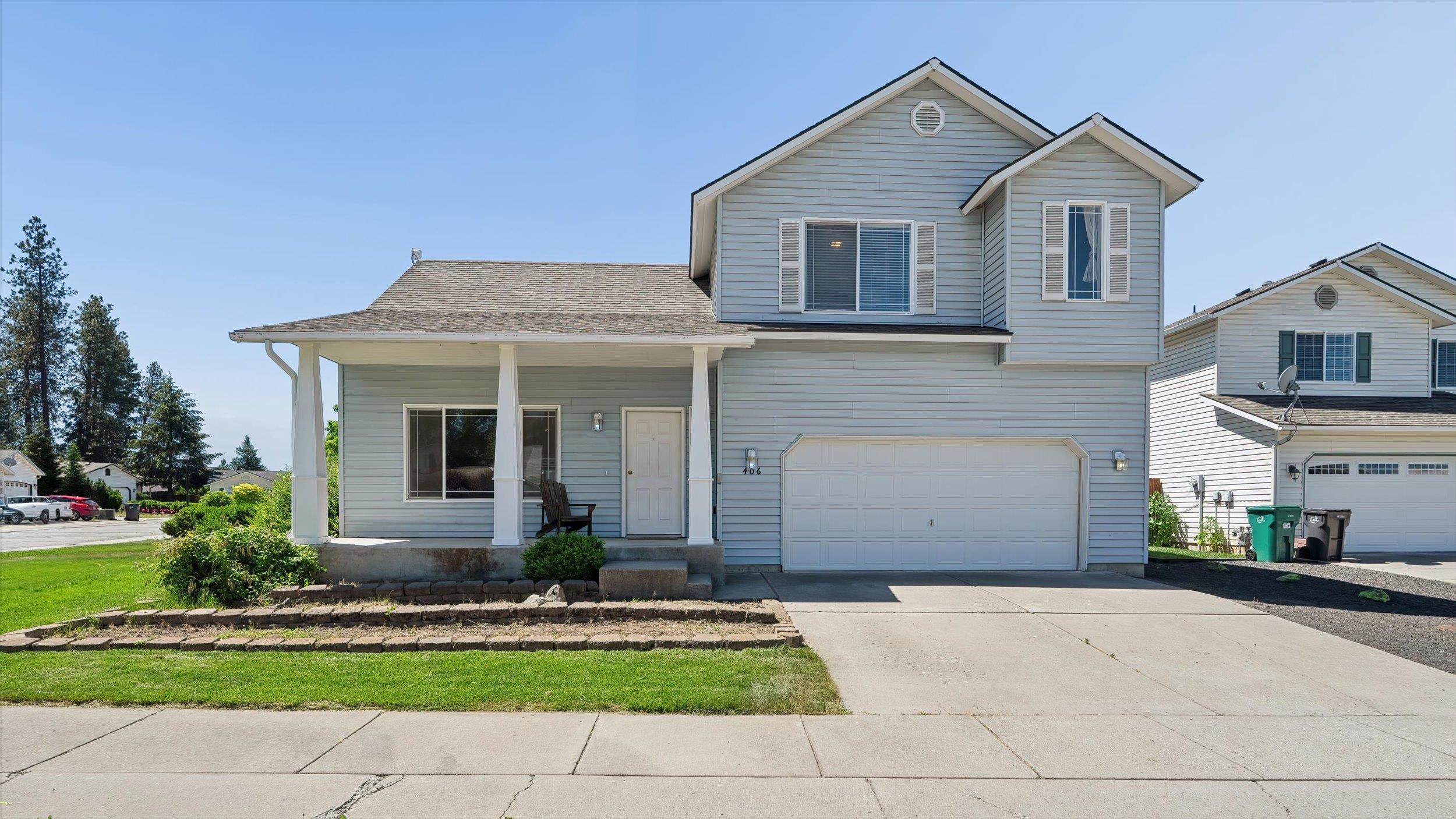 406 Hampton Ln - Photo 1