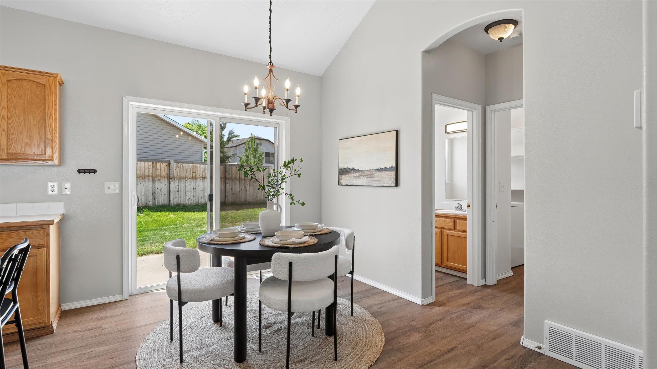 406 Hampton Ln - Photo 9