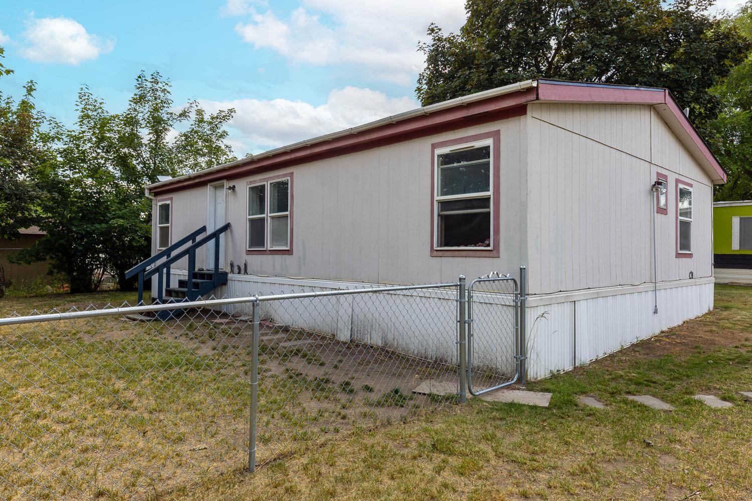 3920 E Center Rd - Photo 1