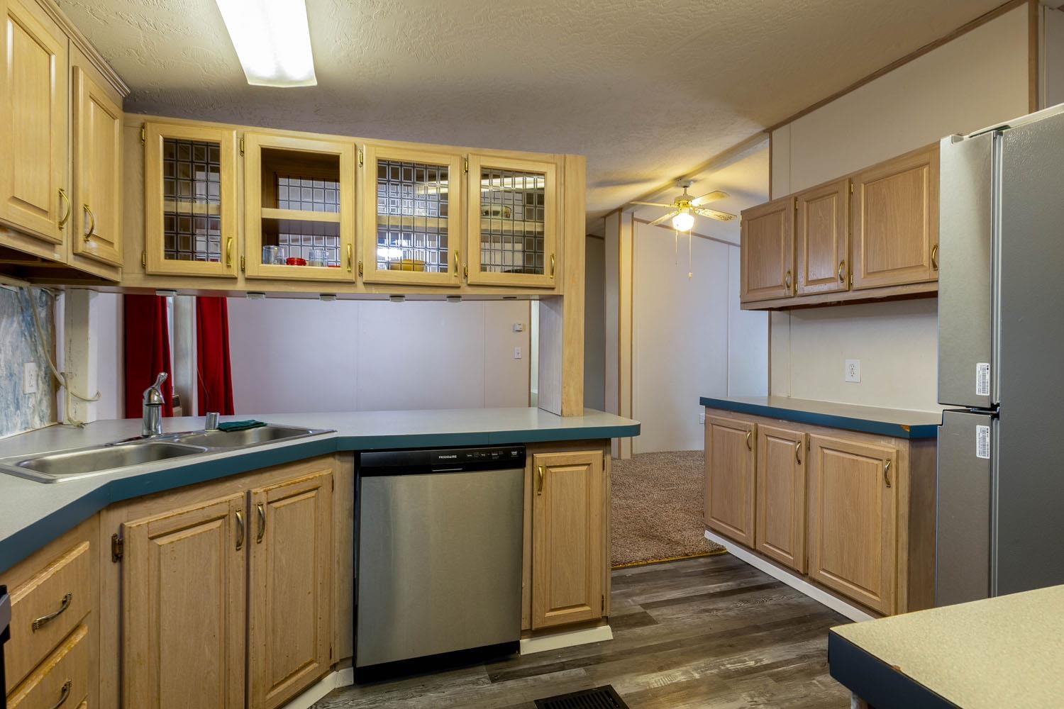 3920 E Center Rd - Photo 10