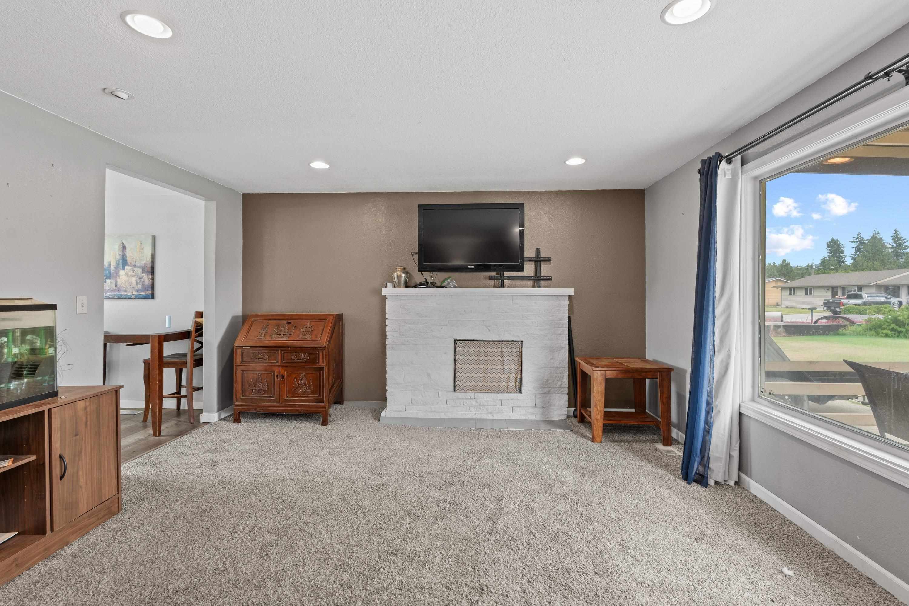13525 E 6th Ave - Photo 8
