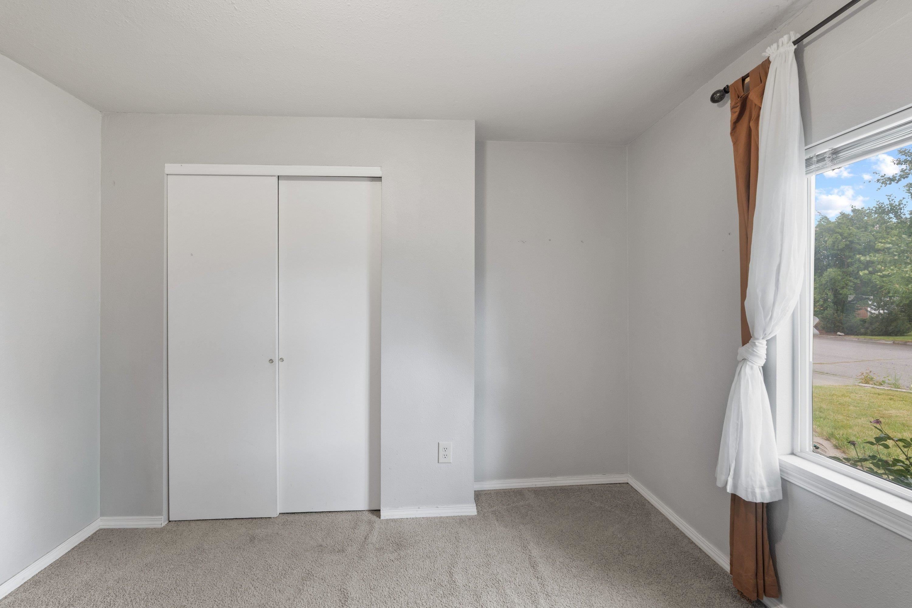 13525 E 6th Ave - Photo 17