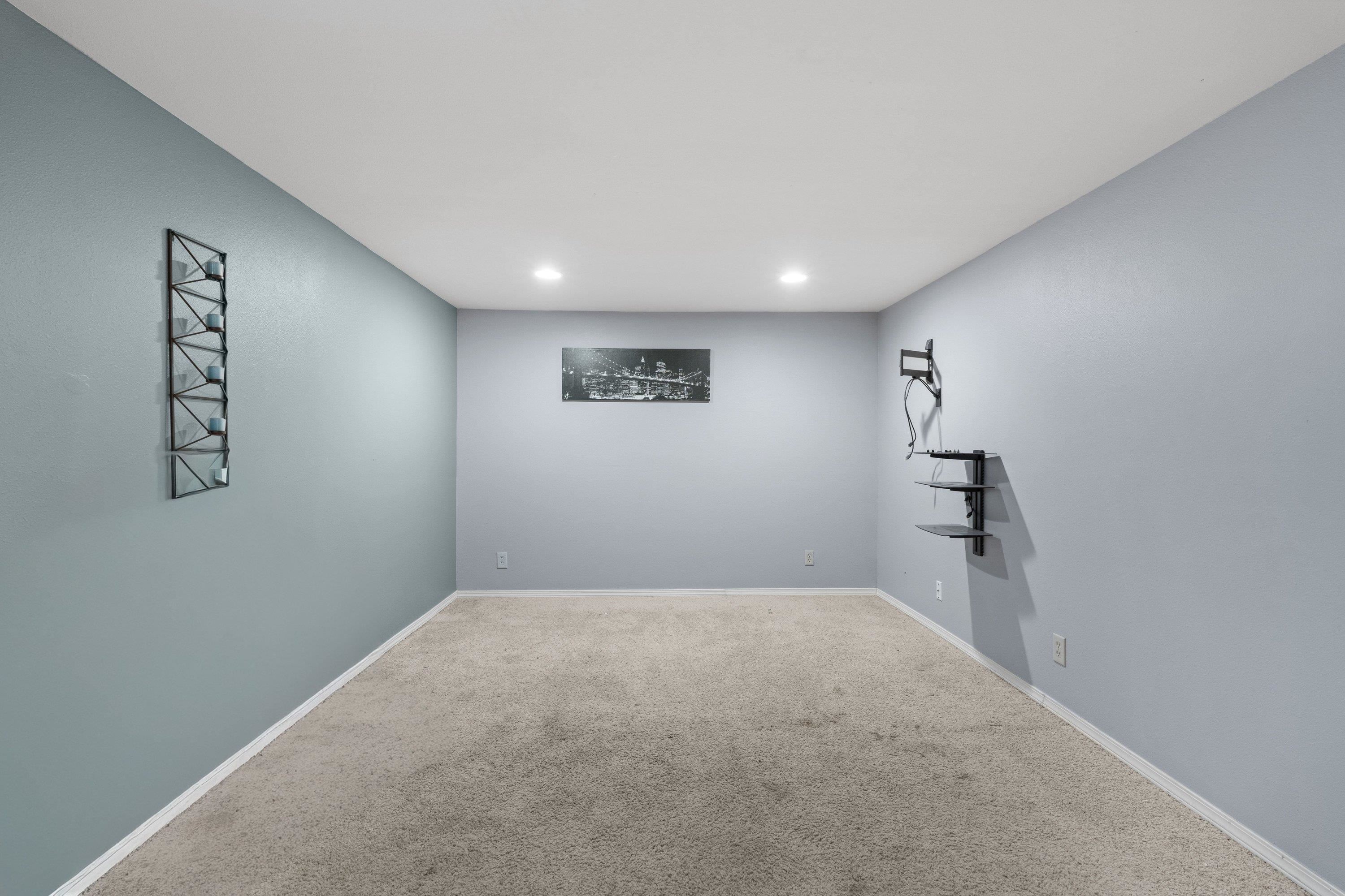 13525 E 6th Ave - Photo 28
