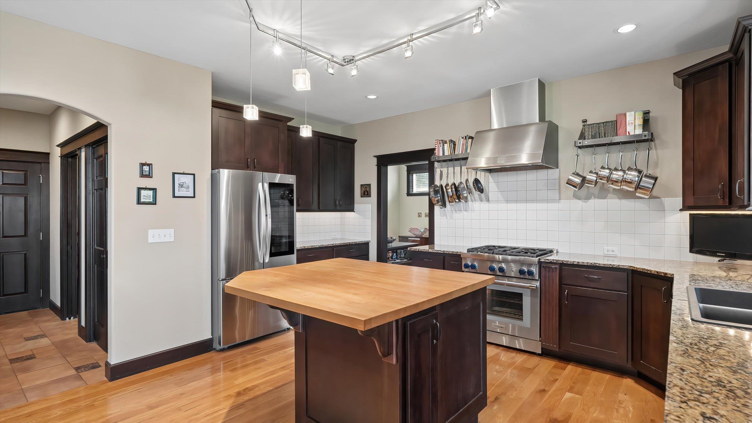 1829 W Pepper Ln - Photo 11