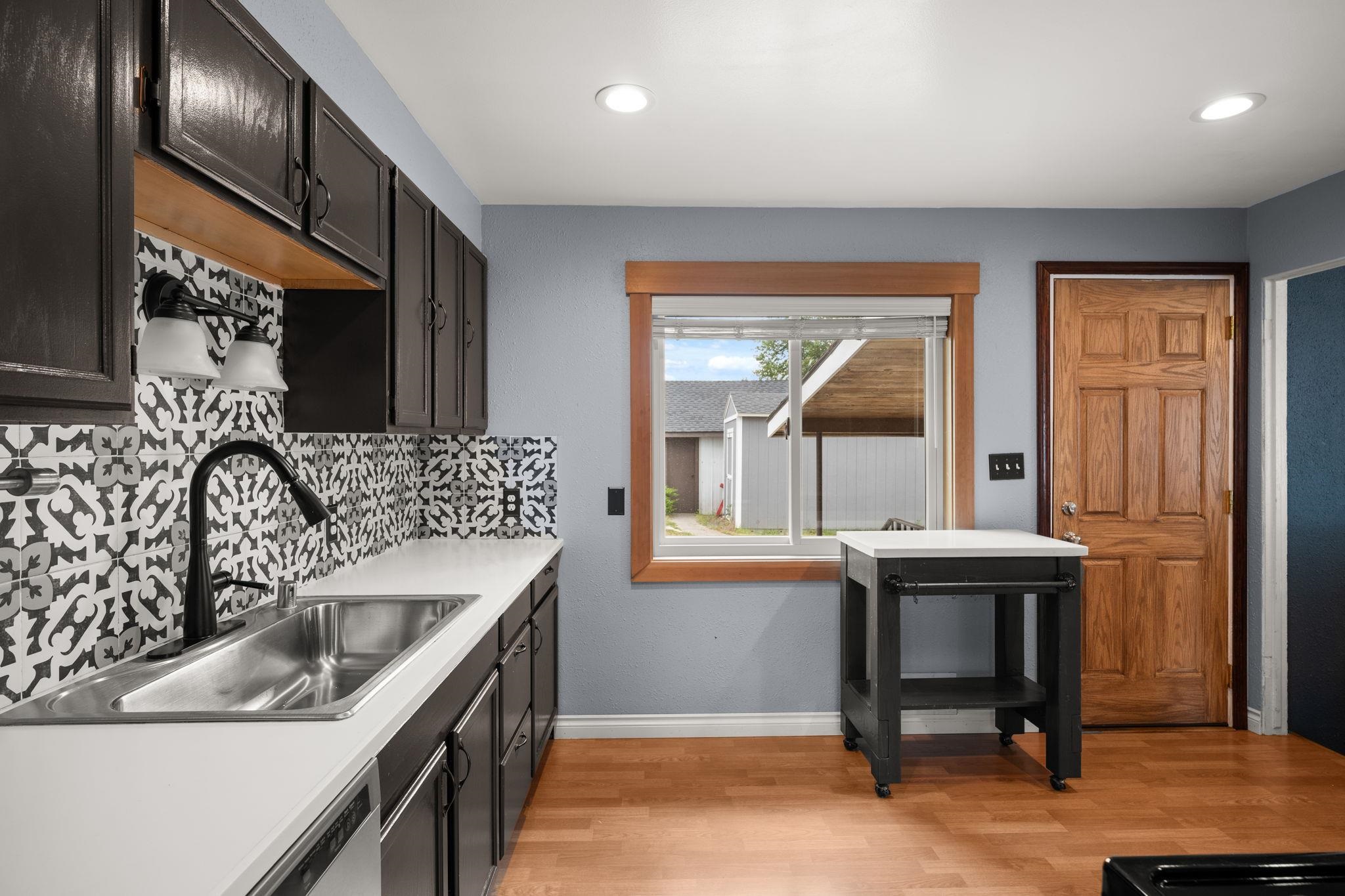 3917 W Heroy Ave - Photo 6