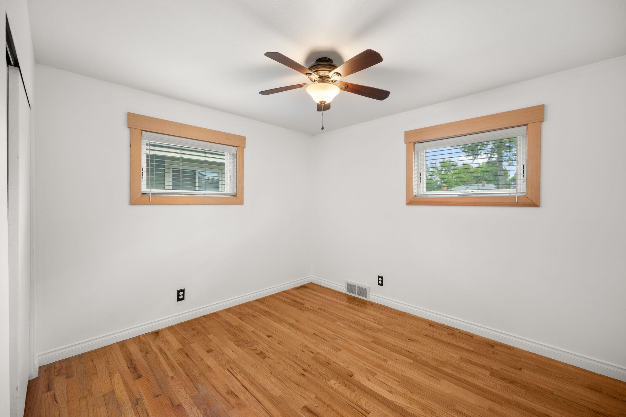 3917 W Heroy Ave - Photo 16